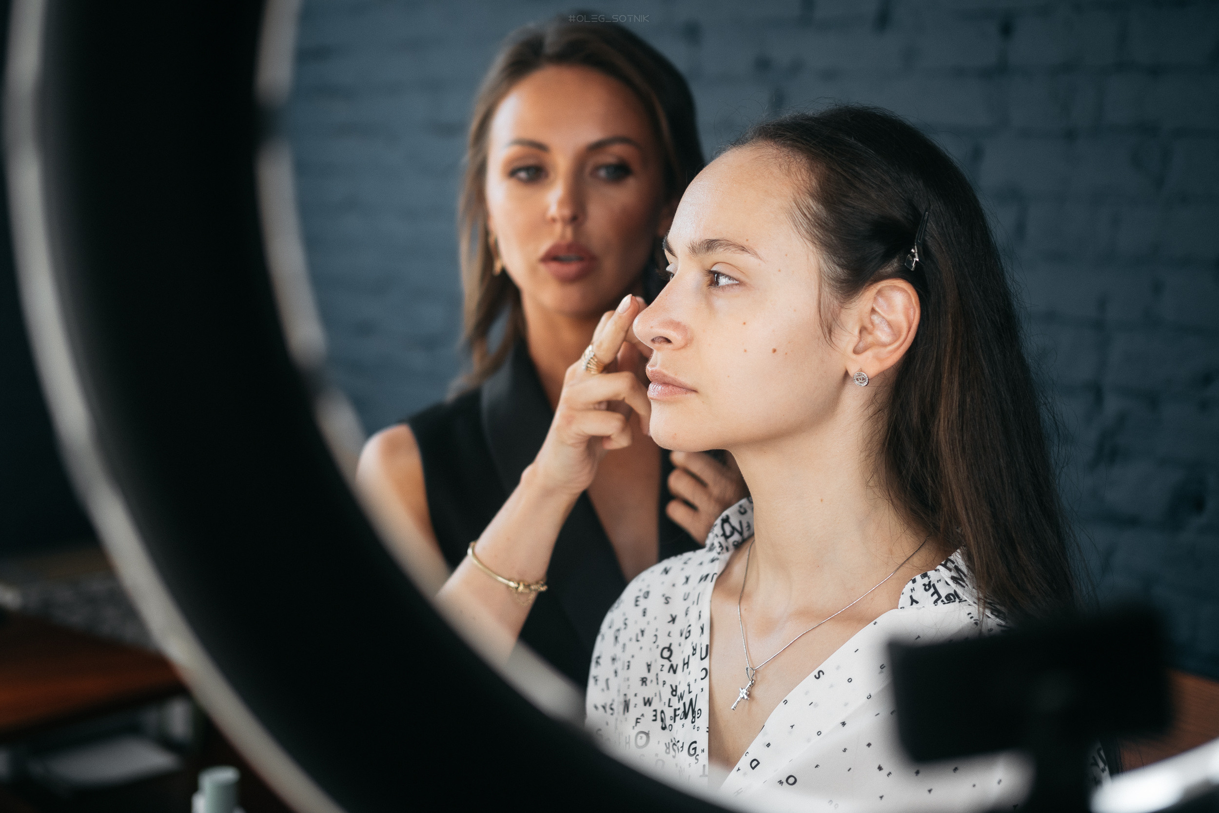 Мастер класс по визажу. Фотограф Олег Сотник