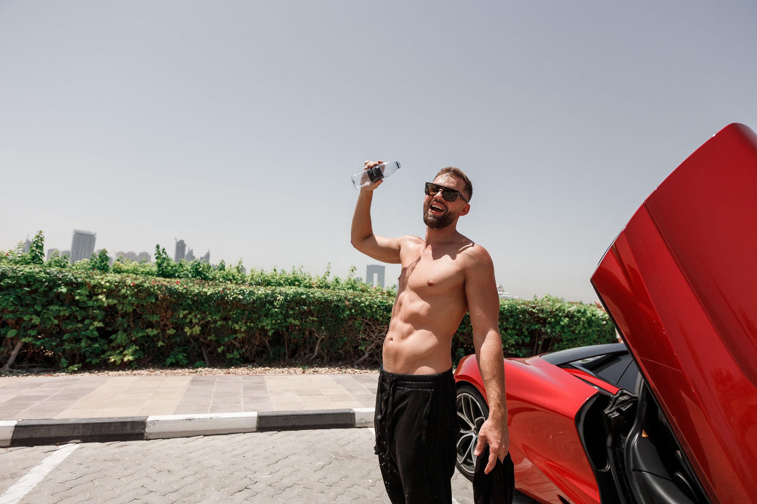 Дубай. Гонки на Ferrari. Фотограф Олег Сотник