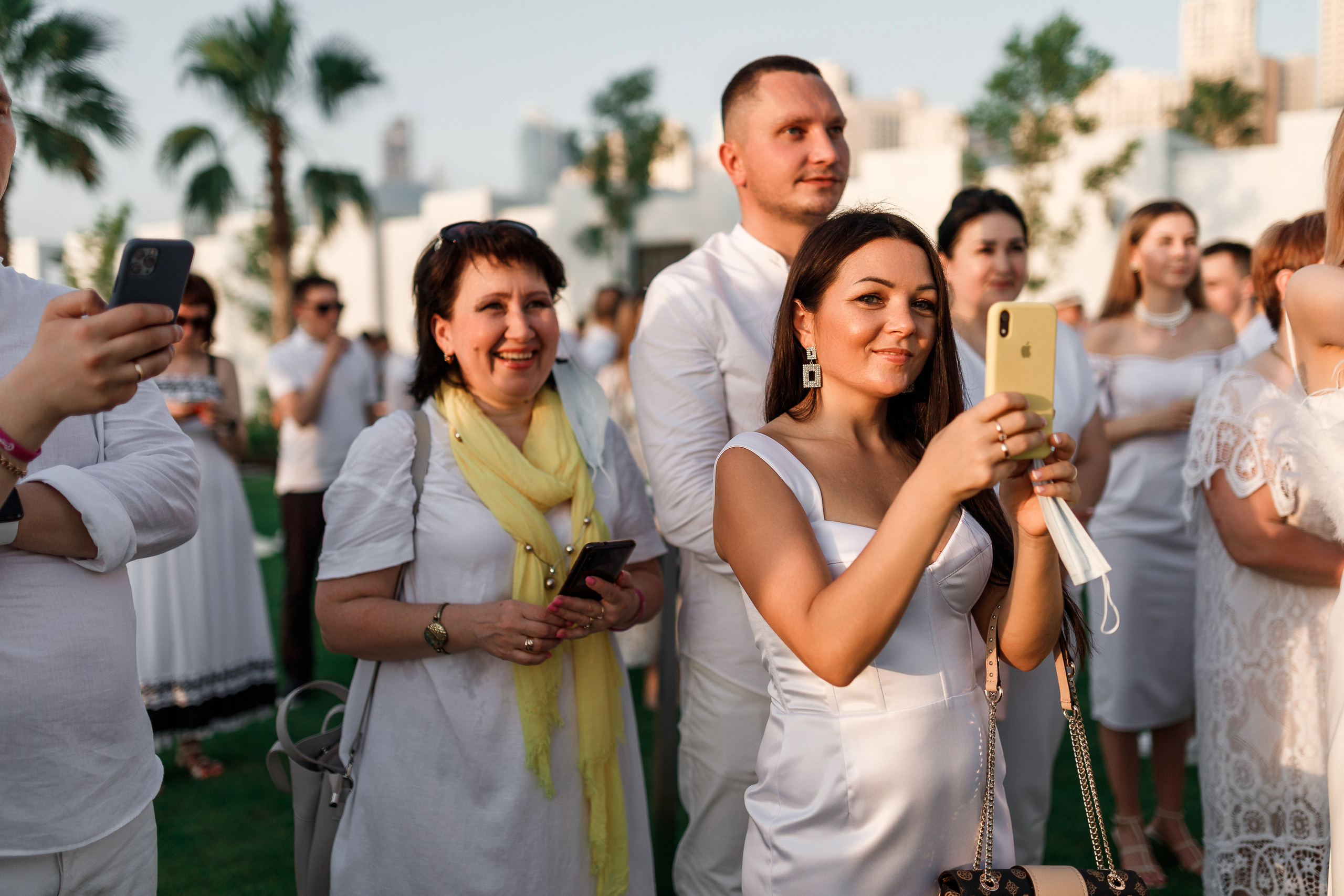 Дубай. Белая вечеринка. Фотограф Олег Сотник