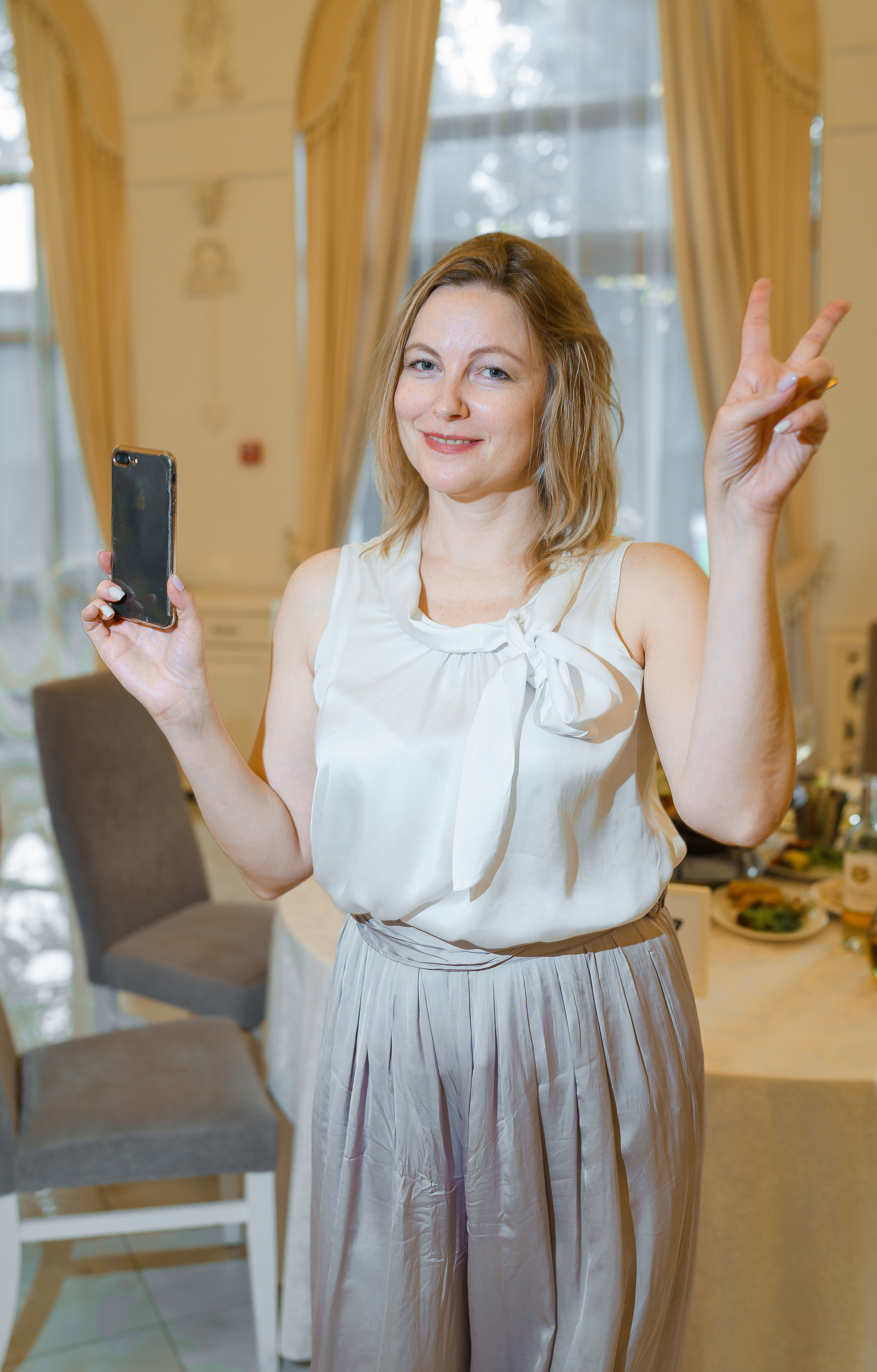 Выпускной в Усадьбе Голицына. Фотограф Олег Сотник