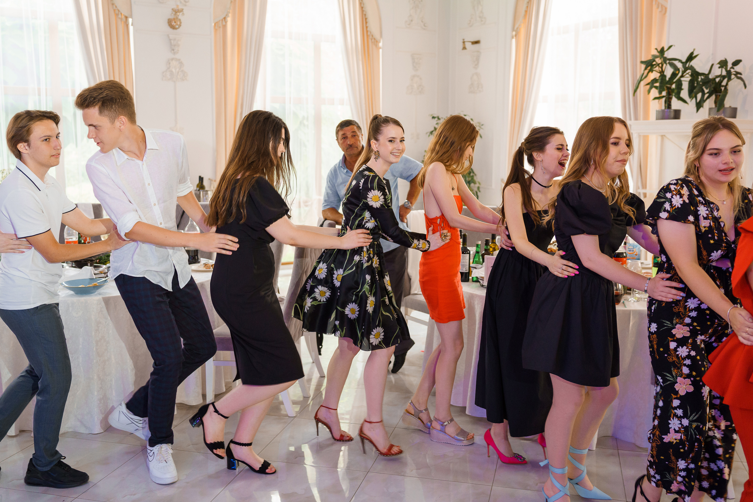 Выпускной в Усадьбе Голицына. Фотограф Олег Сотник