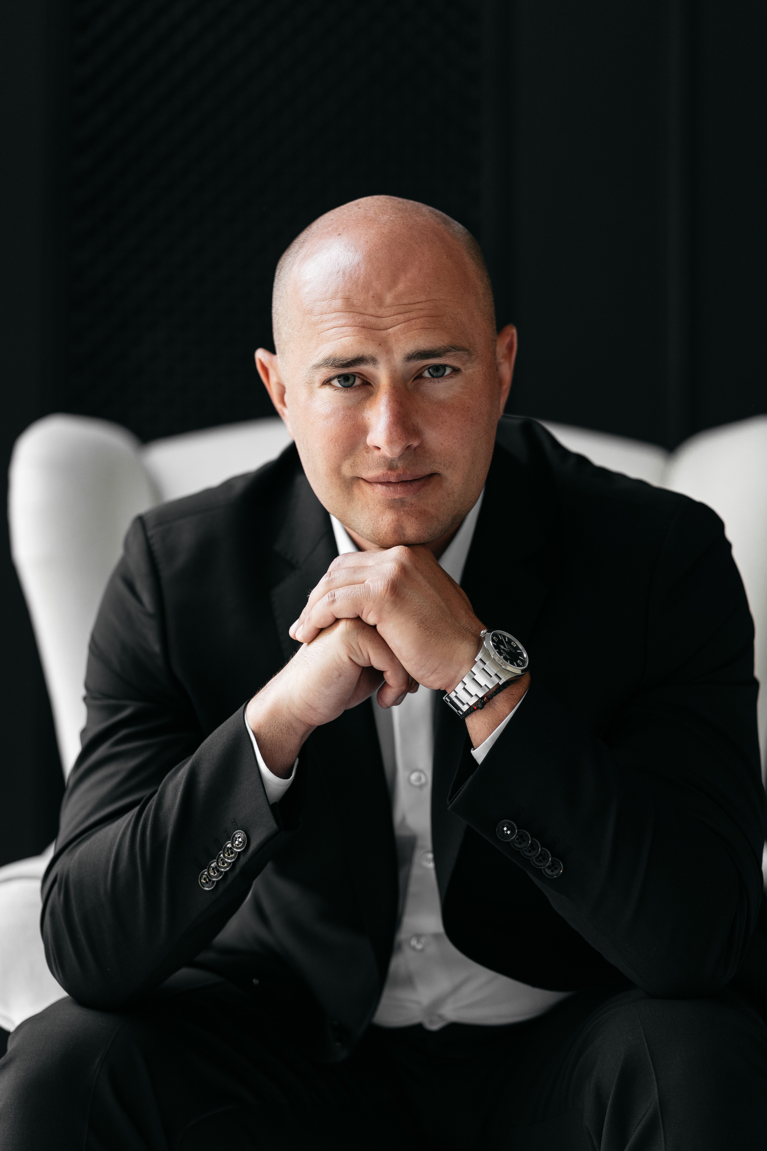 Деловой портрет для использования в предвыборной компании. Фотограф Олег Сотник