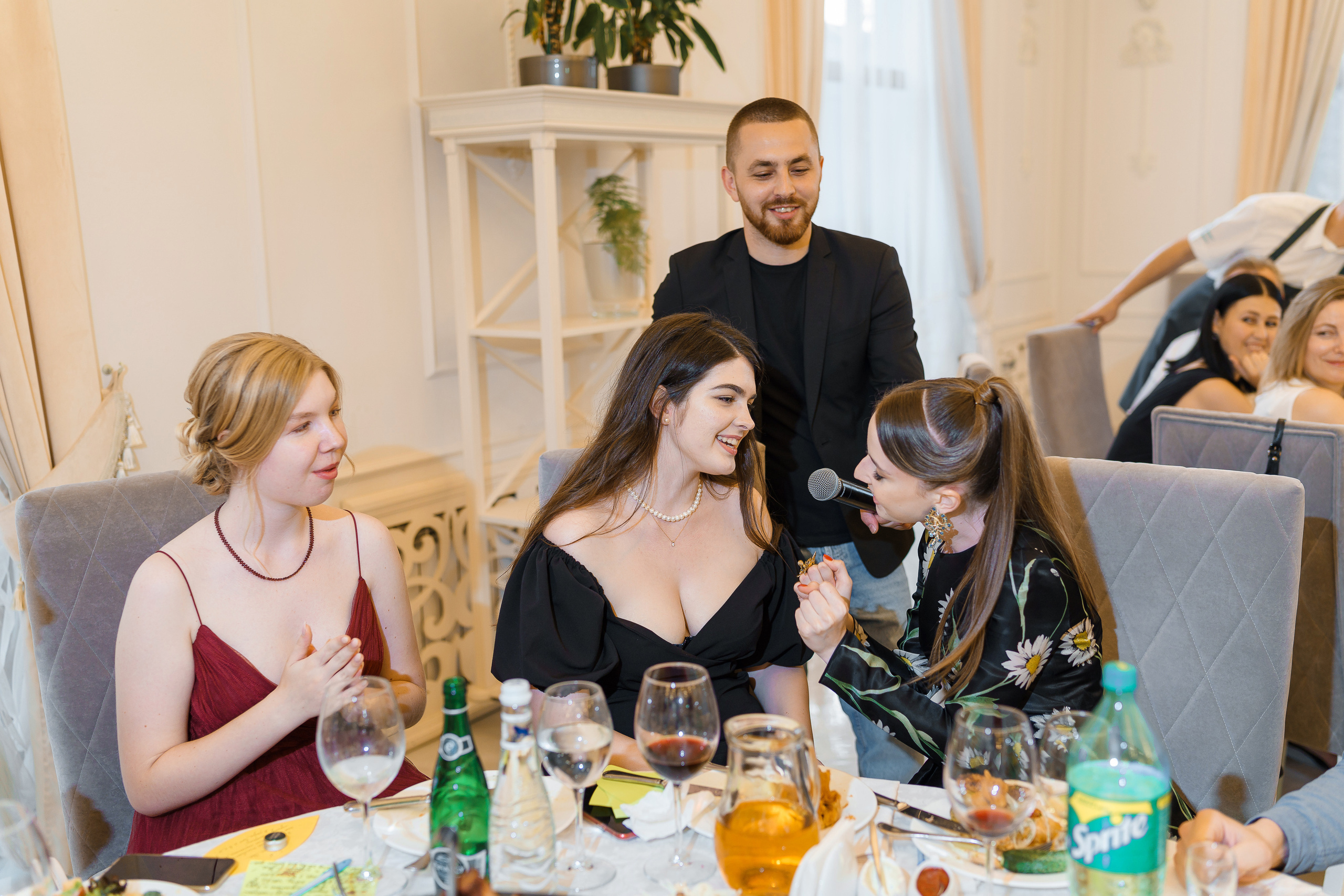 Выпускной в Усадьбе Голицына. Фотограф Олег Сотник
