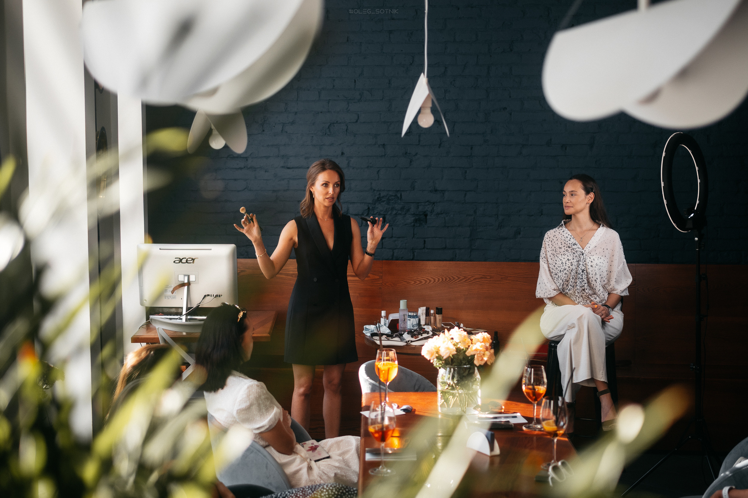 Мастер класс по визажу. Фотограф Олег Сотник