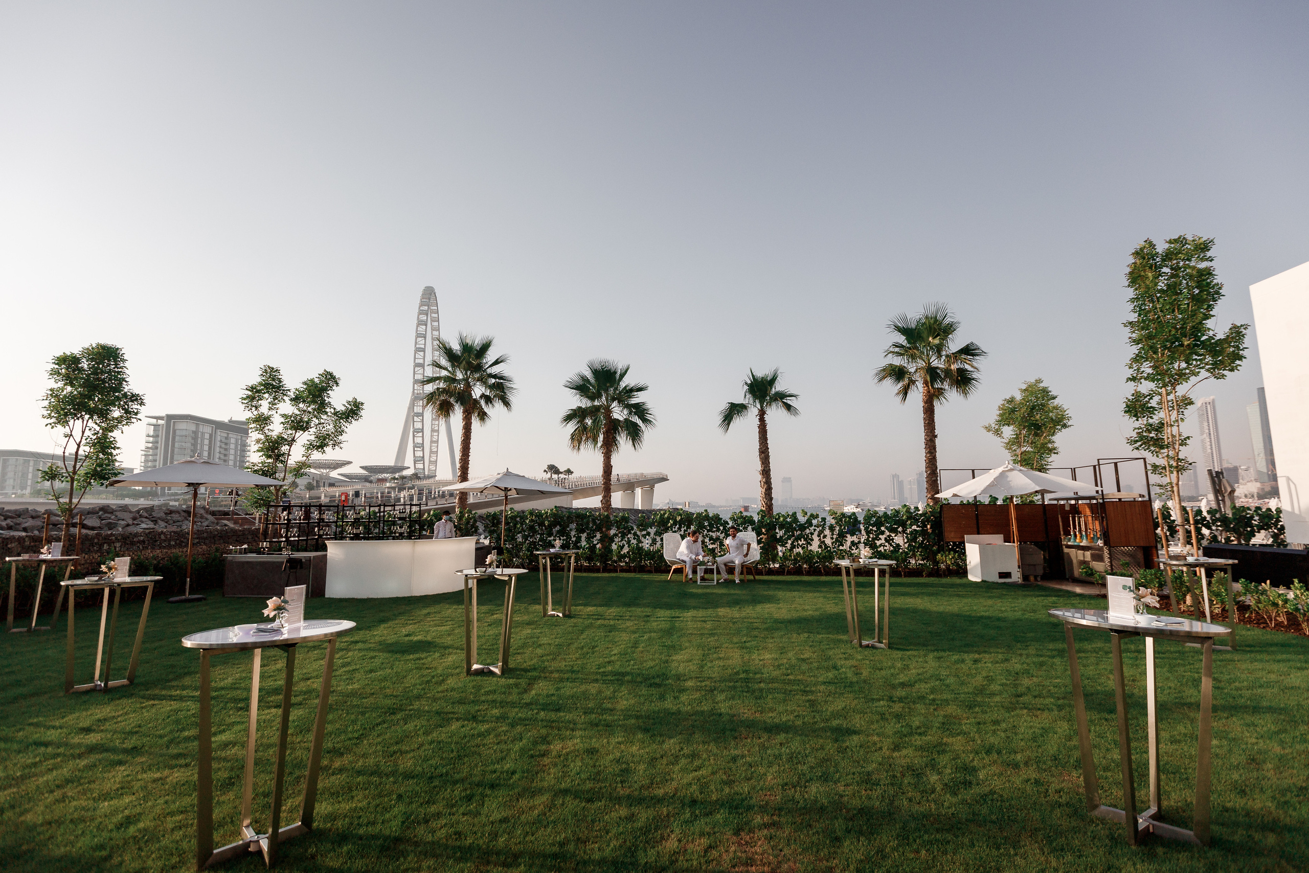 Дубай. Белая вечеринка. Фотограф Олег Сотник