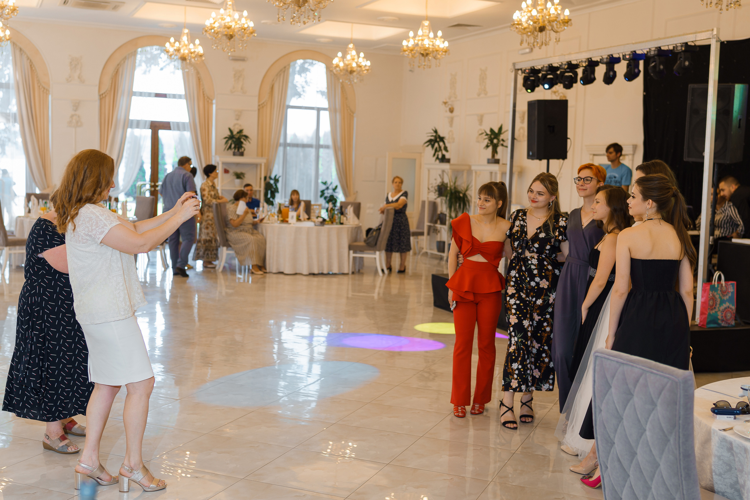 Выпускной в Усадьбе Голицына. Фотограф Олег Сотник