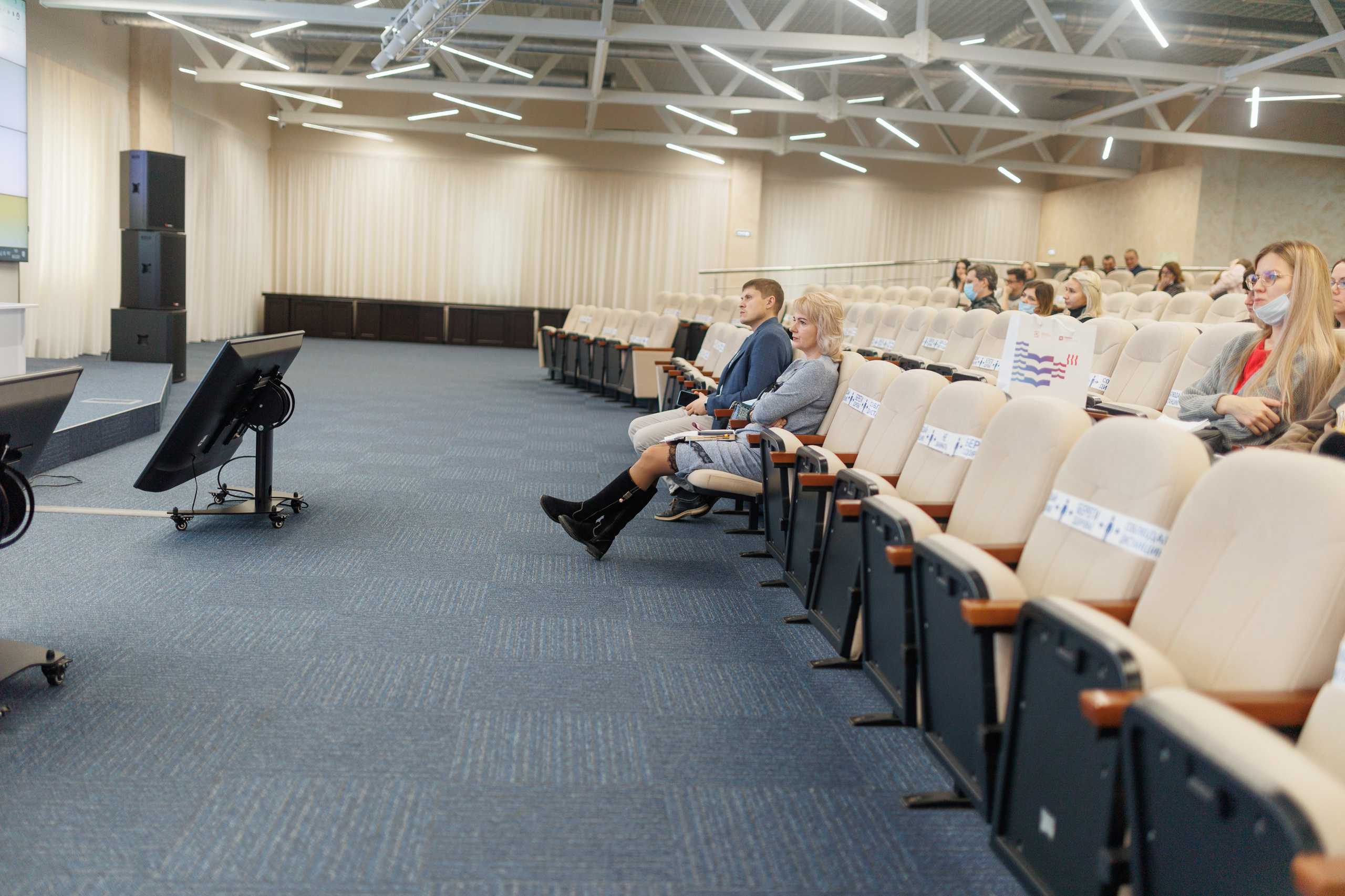 Конференция в Омске для Хатакон. Фотограф Олег Сотник