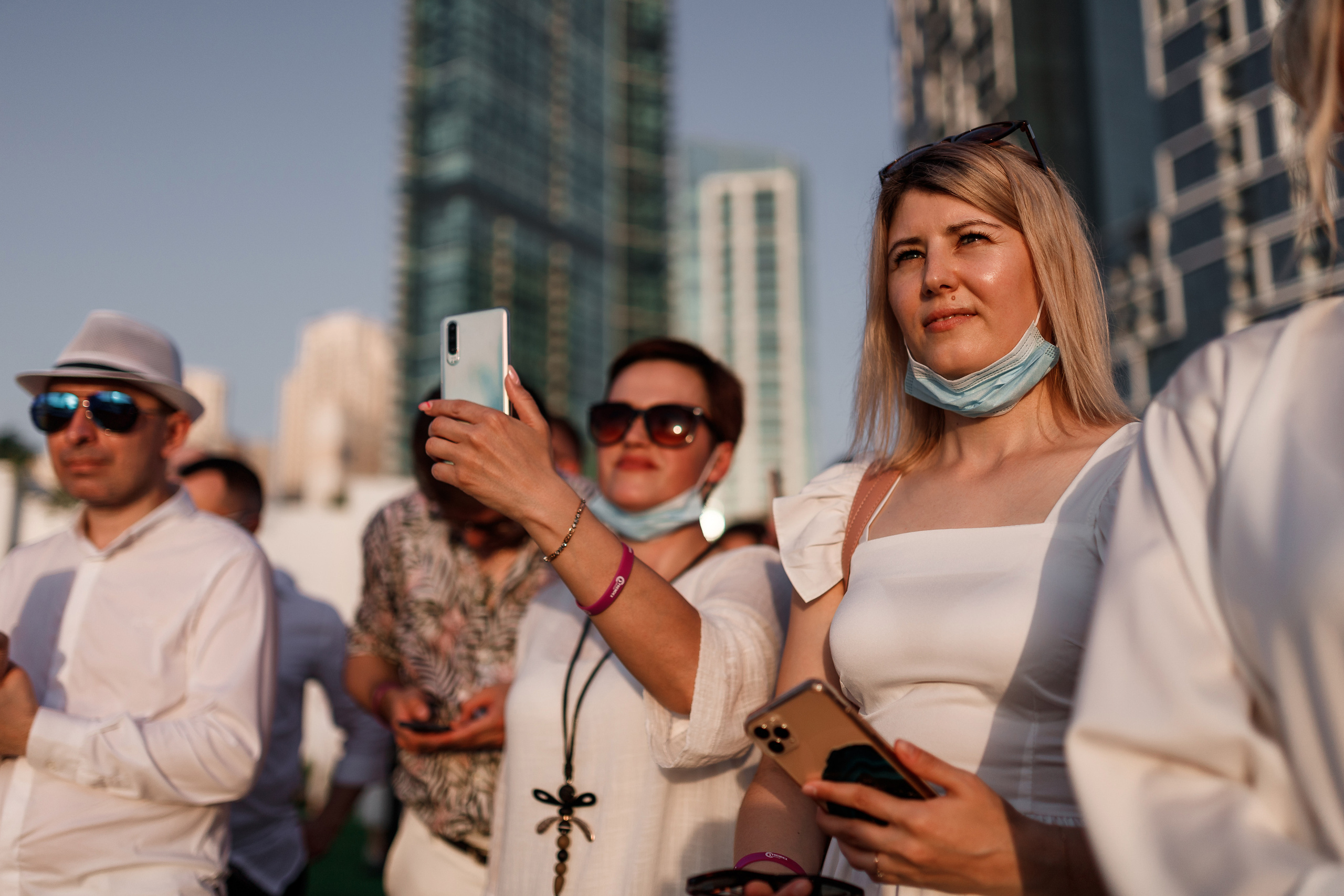 Дубай. Белая вечеринка. Фотограф Олег Сотник