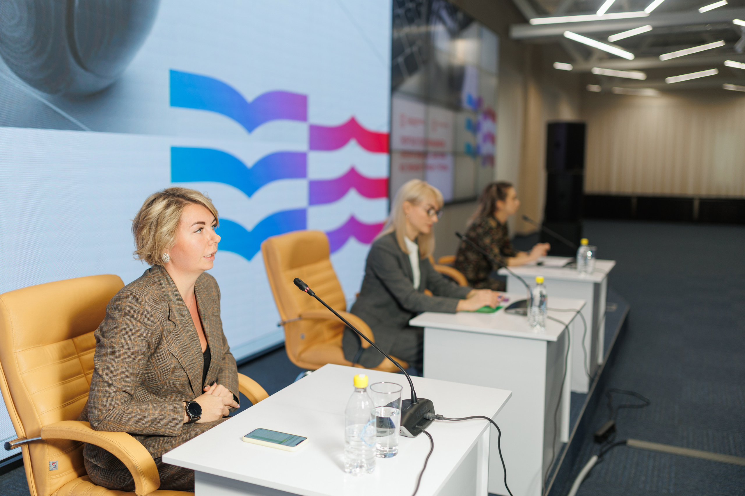 Конференция в Омске для Хатакон. Фотограф Олег Сотник