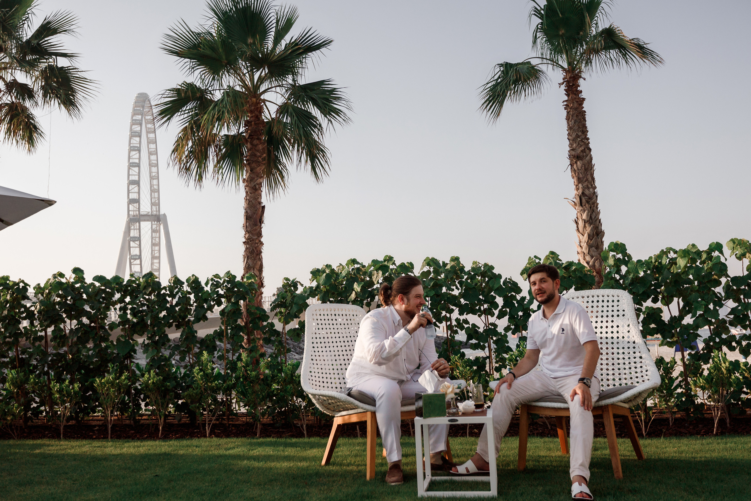 Дубай. Белая вечеринка. Фотограф Олег Сотник