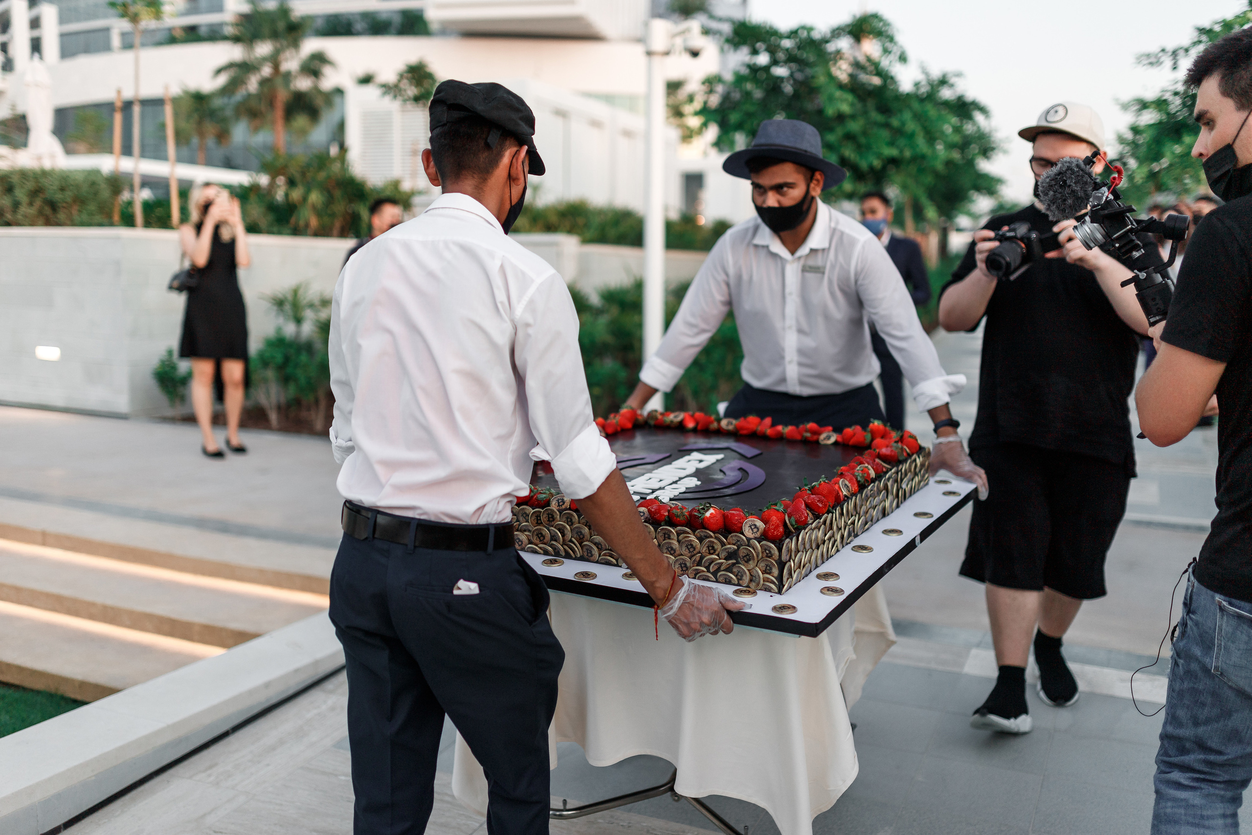 Дубай. Белая вечеринка. Фотограф Олег Сотник