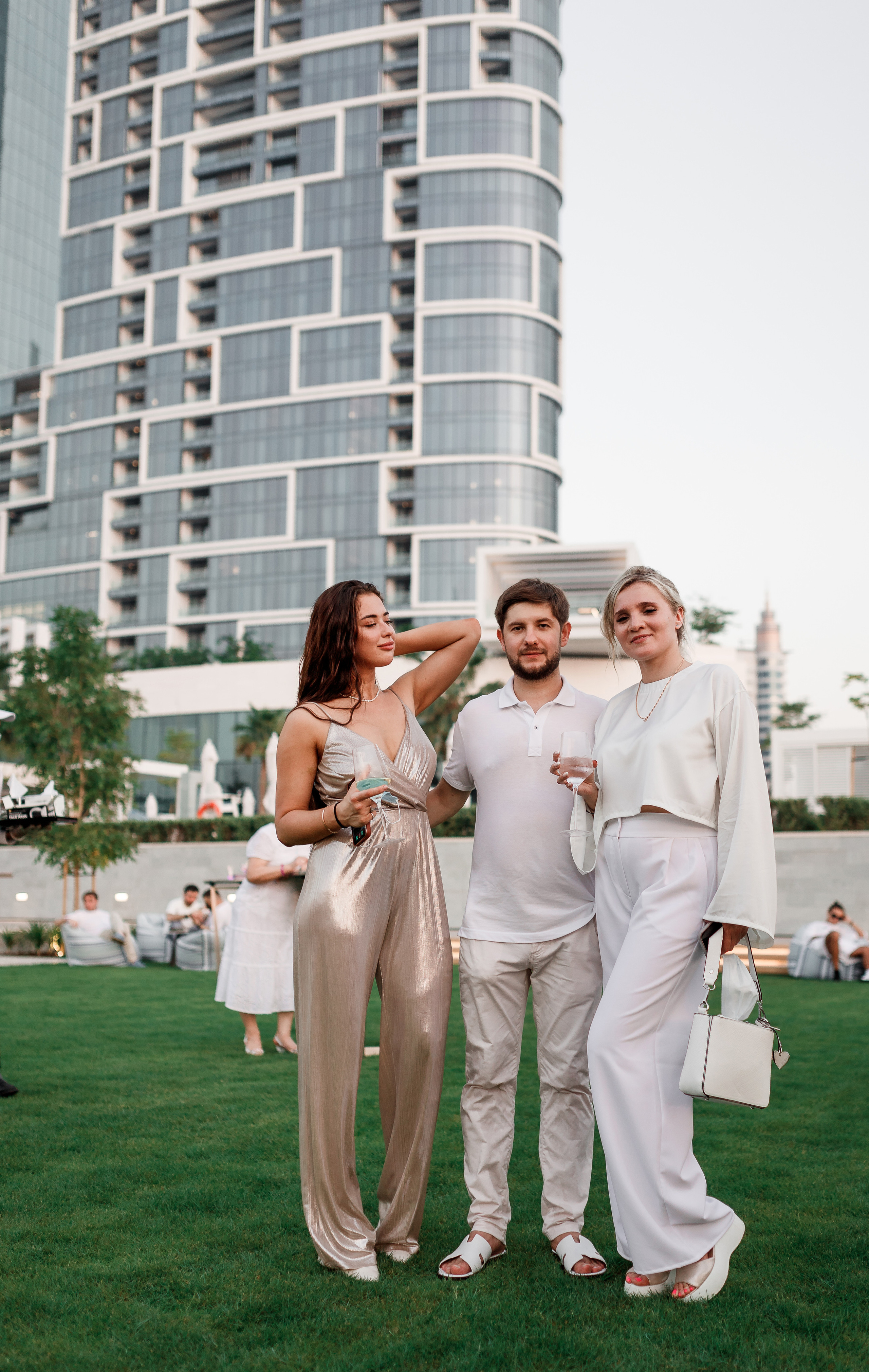 Дубай. Белая вечеринка. Фотограф Олег Сотник