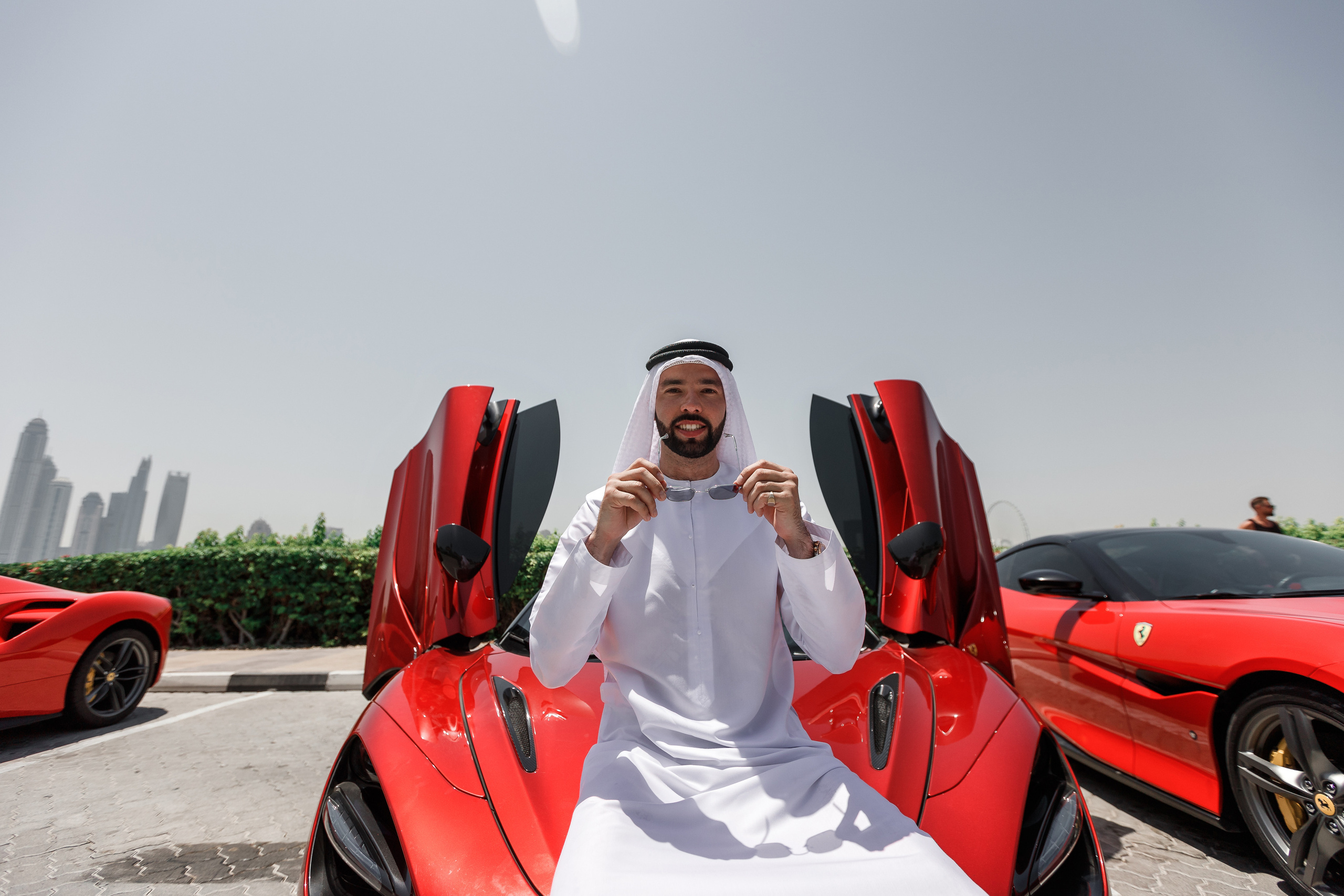 Дубай. Гонки на Ferrari. Фотограф Олег Сотник