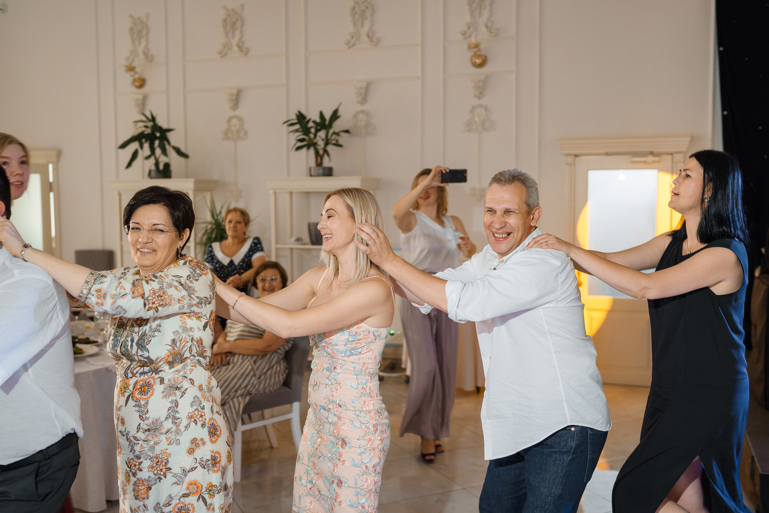 Выпускной в Усадьбе Голицына. Фотограф Олег Сотник