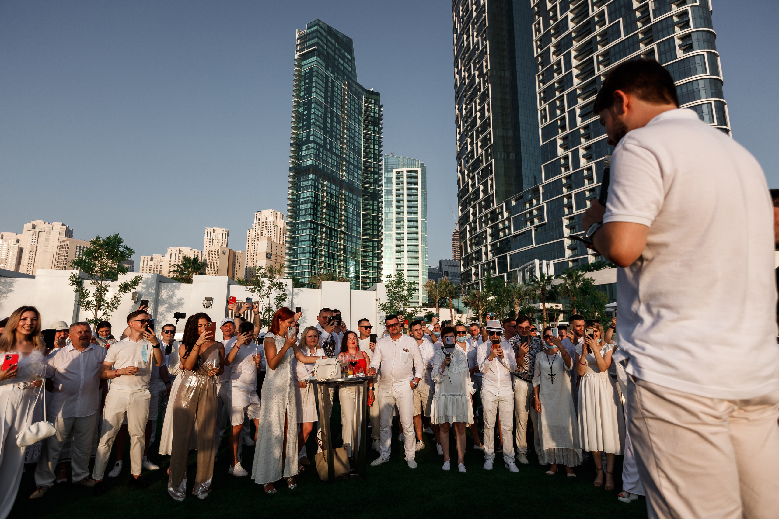 Дубай. Белая вечеринка. Фотограф Олег Сотник