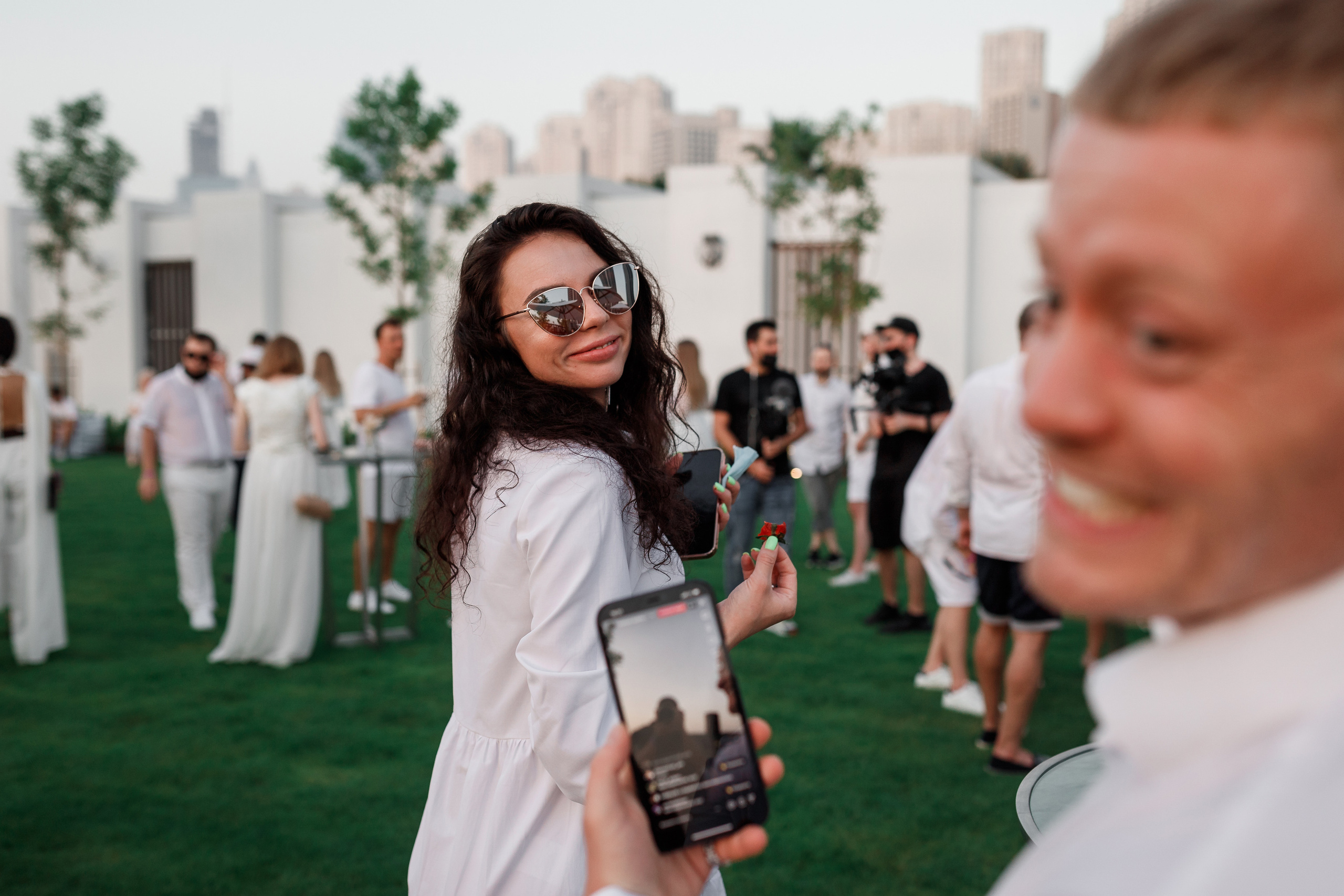 Дубай. Белая вечеринка. Фотограф Олег Сотник