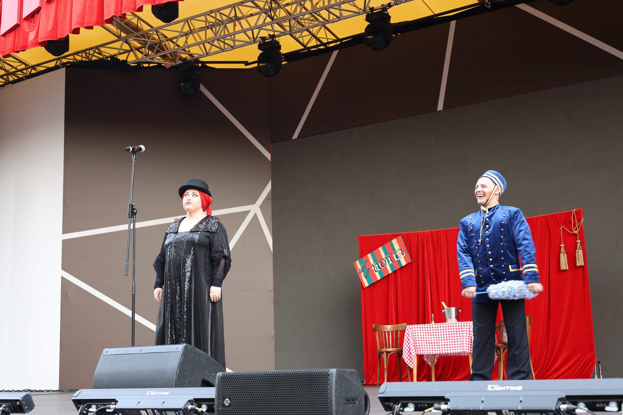 Театральный Бульвар 2025|«Отель» CrazyHotelCompany. Фотосессии в Москве и МО