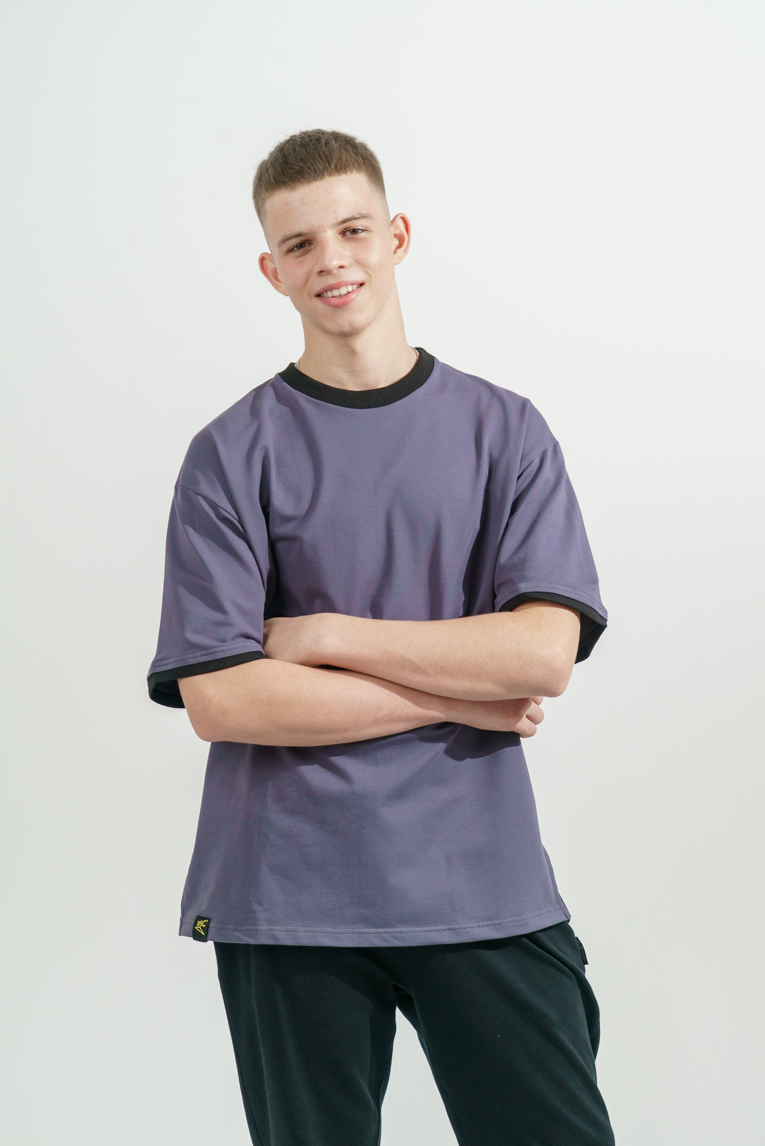 Предметная фотосъемка одежды для Wildberries и Ozon — бренды Краснодара. Фото и видеосъемка одежды для маркетплейсов Ozon, Wildberries. Шедевры для Вас! Фотограф и Видеограф в Краснодаре Пахиев Руслан