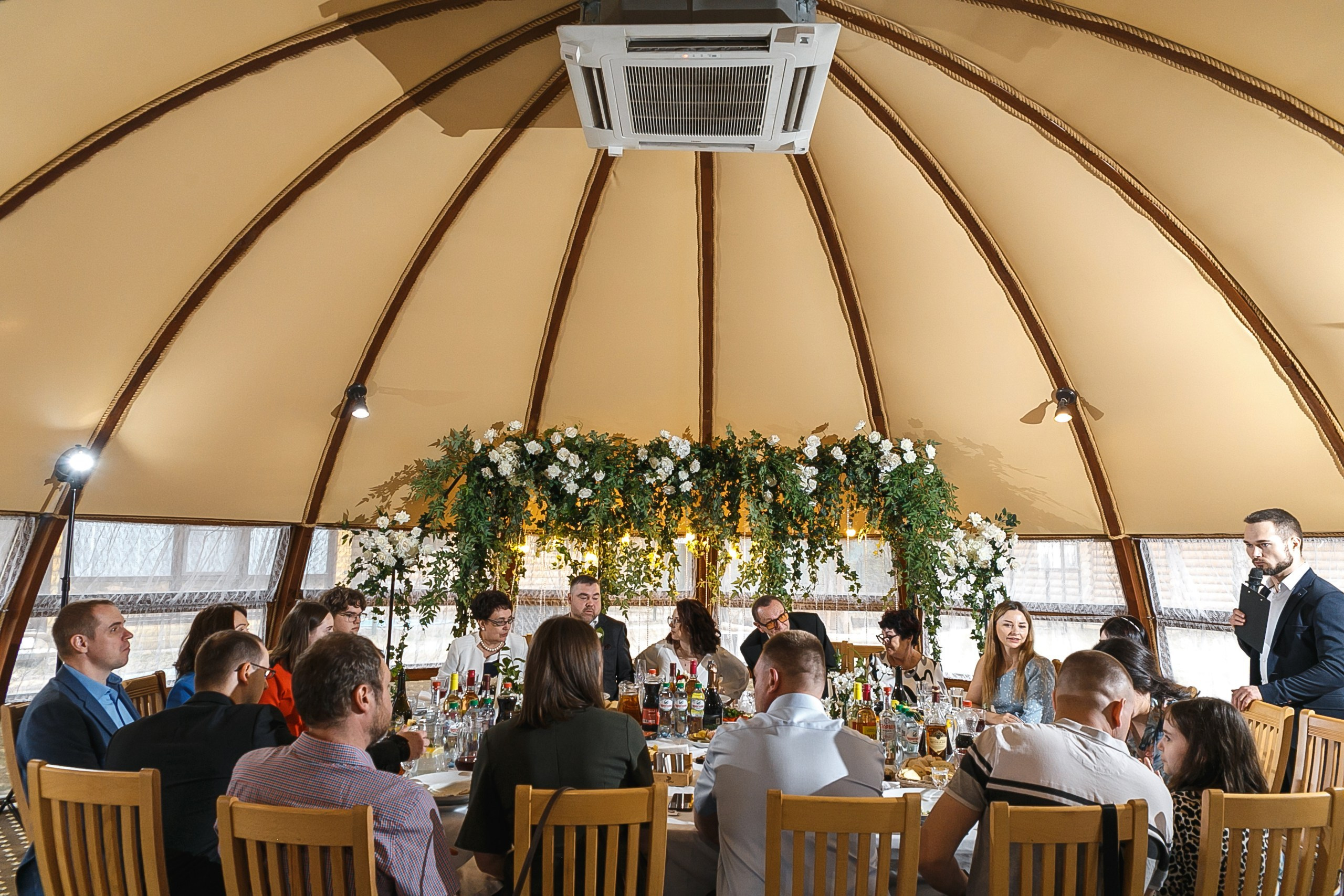 Яна и Алексей: свадебный день. Событийный фотограф Максим Бескоровайновнов