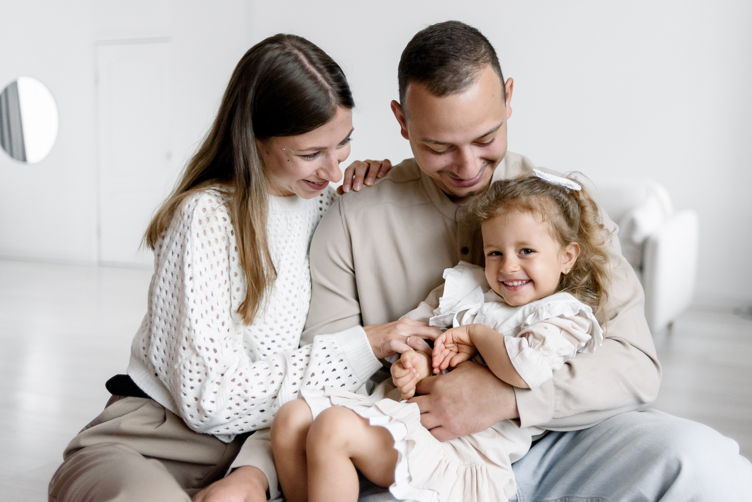 Очаровательная Ева с родителями. Свадебный и семейный фотограф в Ставрополе Роман Иванов