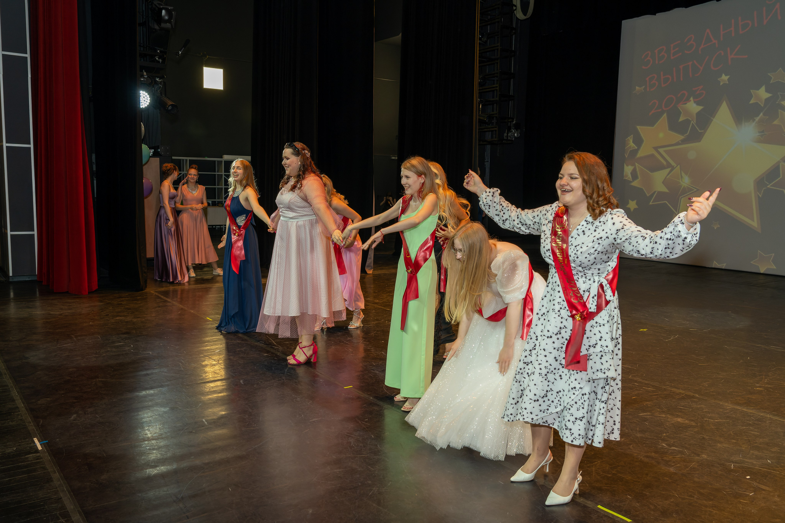 Съёмка на выпускной в школе 1155. «Студия DRONAVT`s» — видеосъёмка и фотография г. Москва