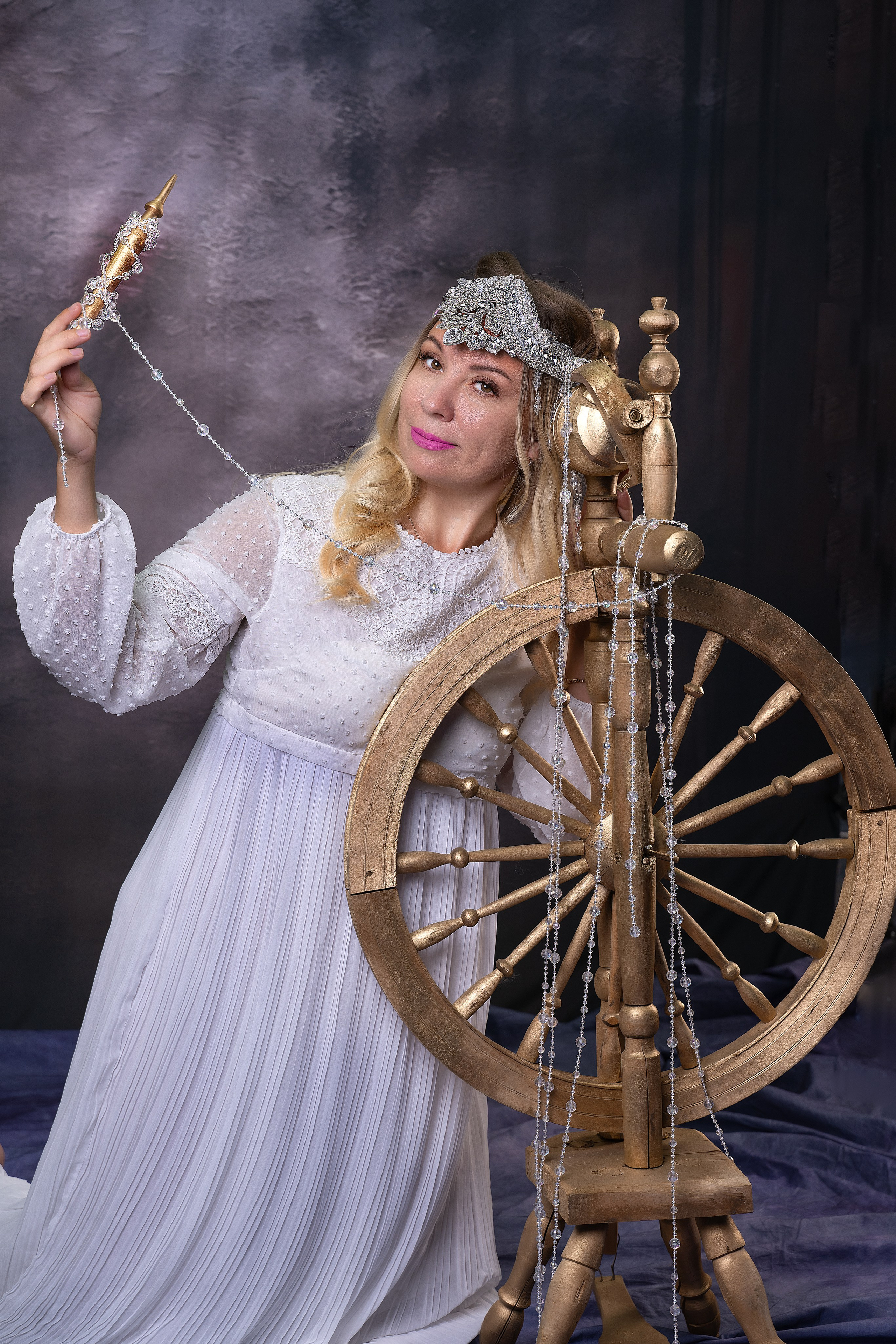 Вплетая лунный свет. Главная