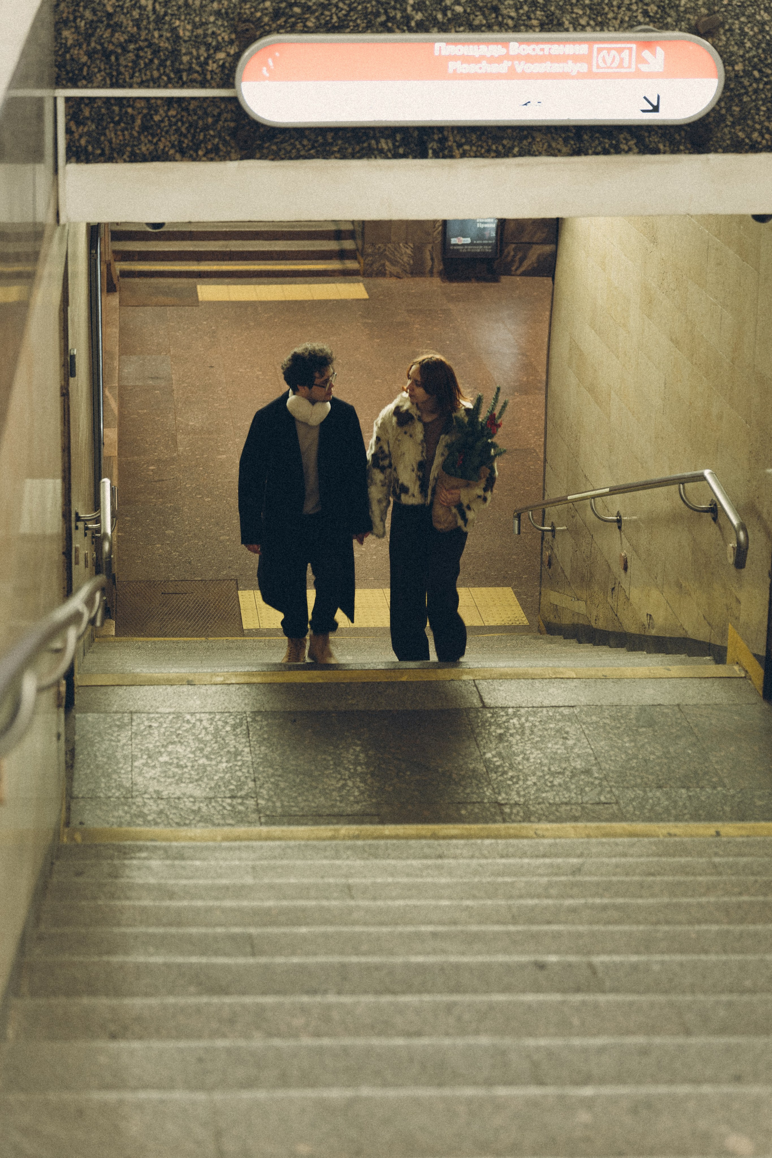 НОВОГОДНЯЯ ФОТОСЕСИИЯ ПАРЫ В МЕТРО ЛЮБОВЬ. Профессиональный фотограф, Санкт-Петербург — Виктория Богомолова