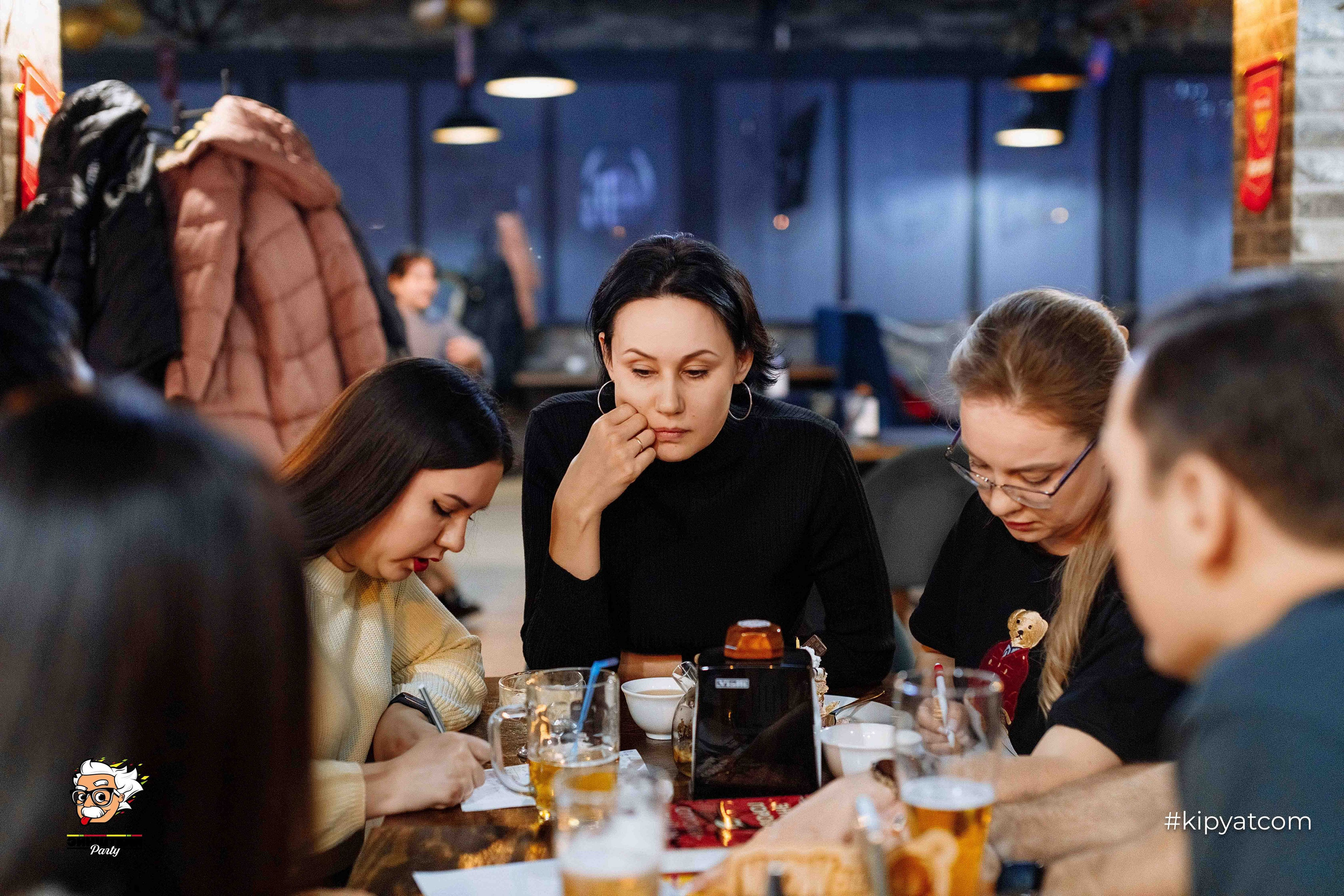 Эйнштейн Party