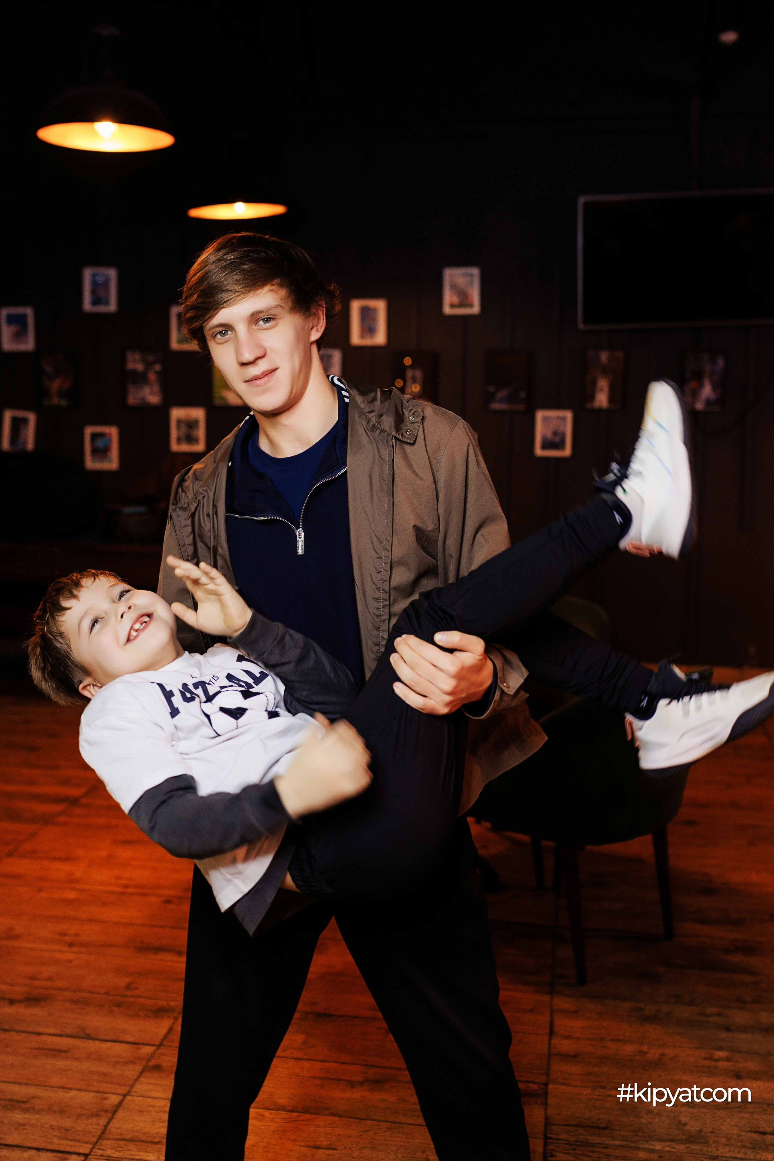 Эйнштейн Party