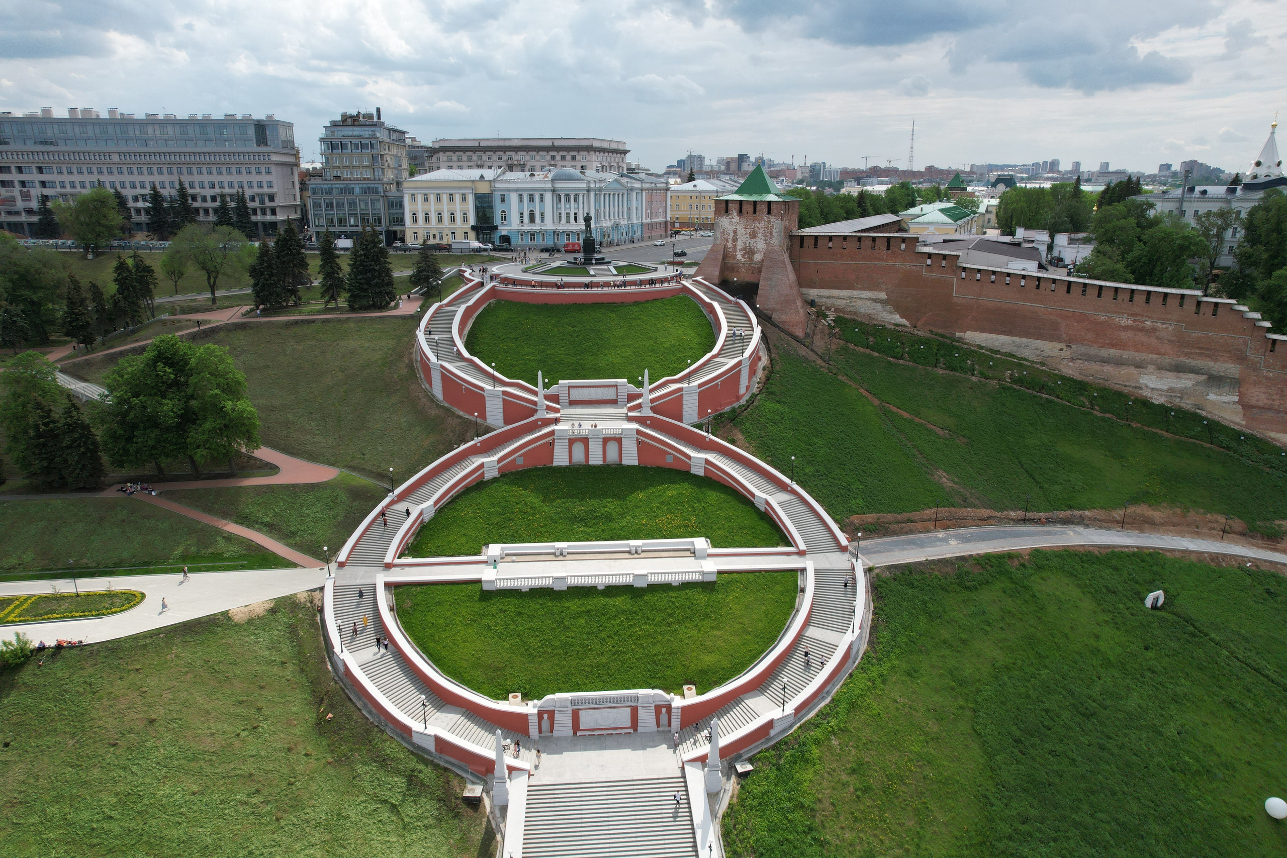 Аэросъёмка в Ярославле дрон квадрокоптер — портфолио Грибов Медиа. Фото и видеосъёмка в Ярославле | Грибов Медиа контент студия  — от 2500 ₽/час