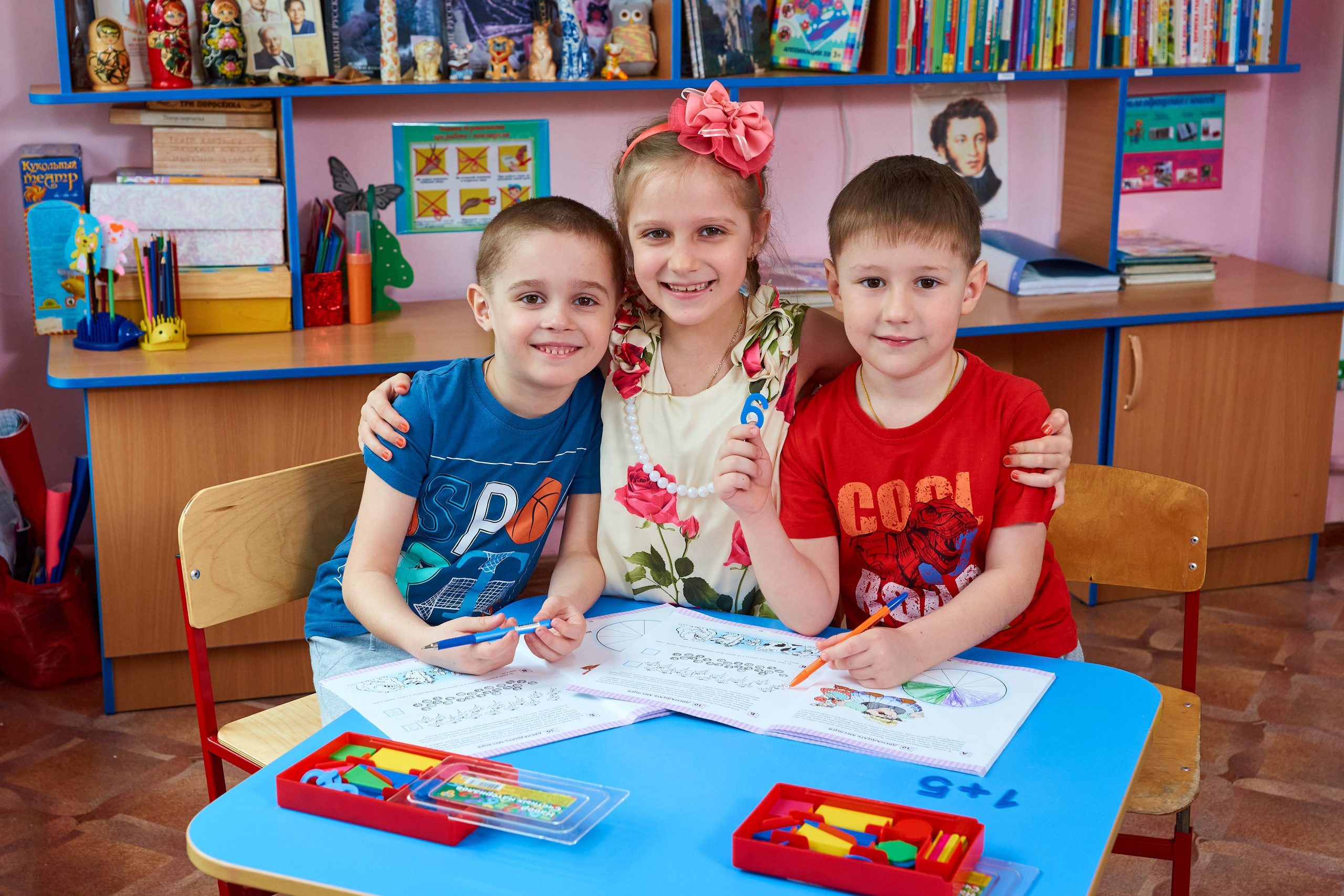 Игры и занятия в группе. Childrenfoto.ru