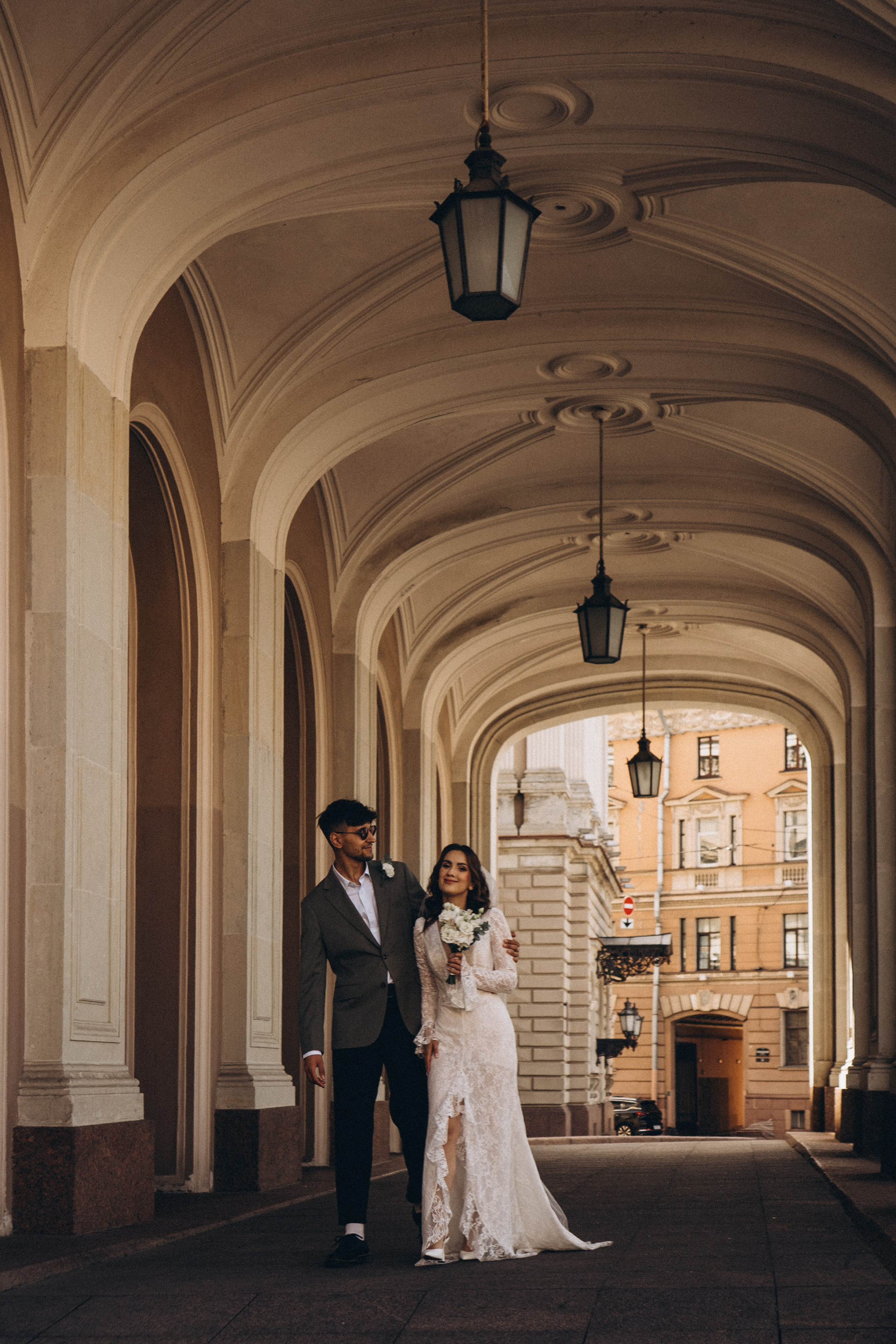 СВАДЕБНАЯ ПРОГУЛКА ВОЗЕ ИСАИКЕВСКОГО СОБОРА АСТОРИИ И ЗАКОНОДАЛЕТНОГО СОБРАНИЯ. Профессиональный фотограф, Санкт-Петербург — Виктория Богомолова