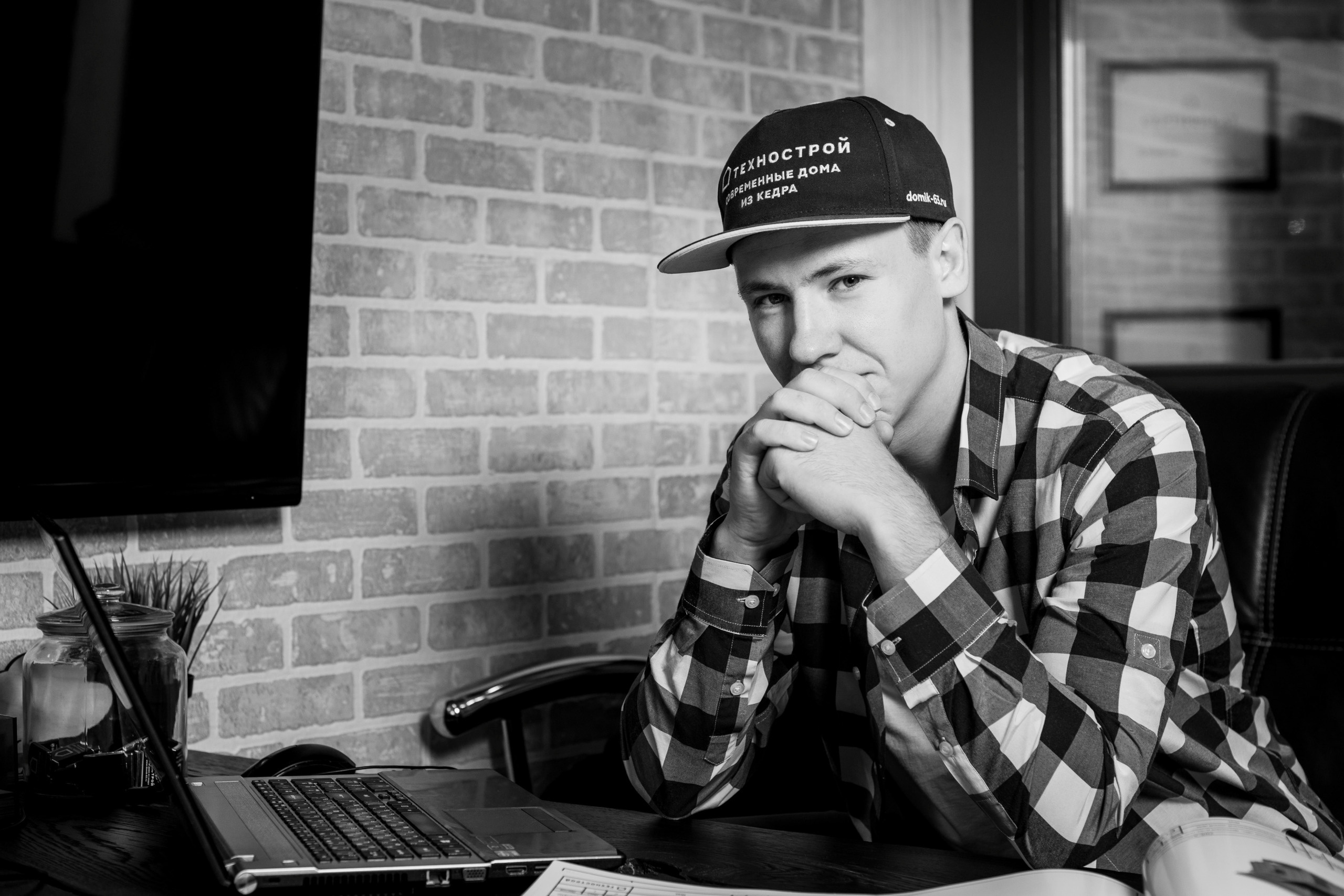 Фотография менеджера.