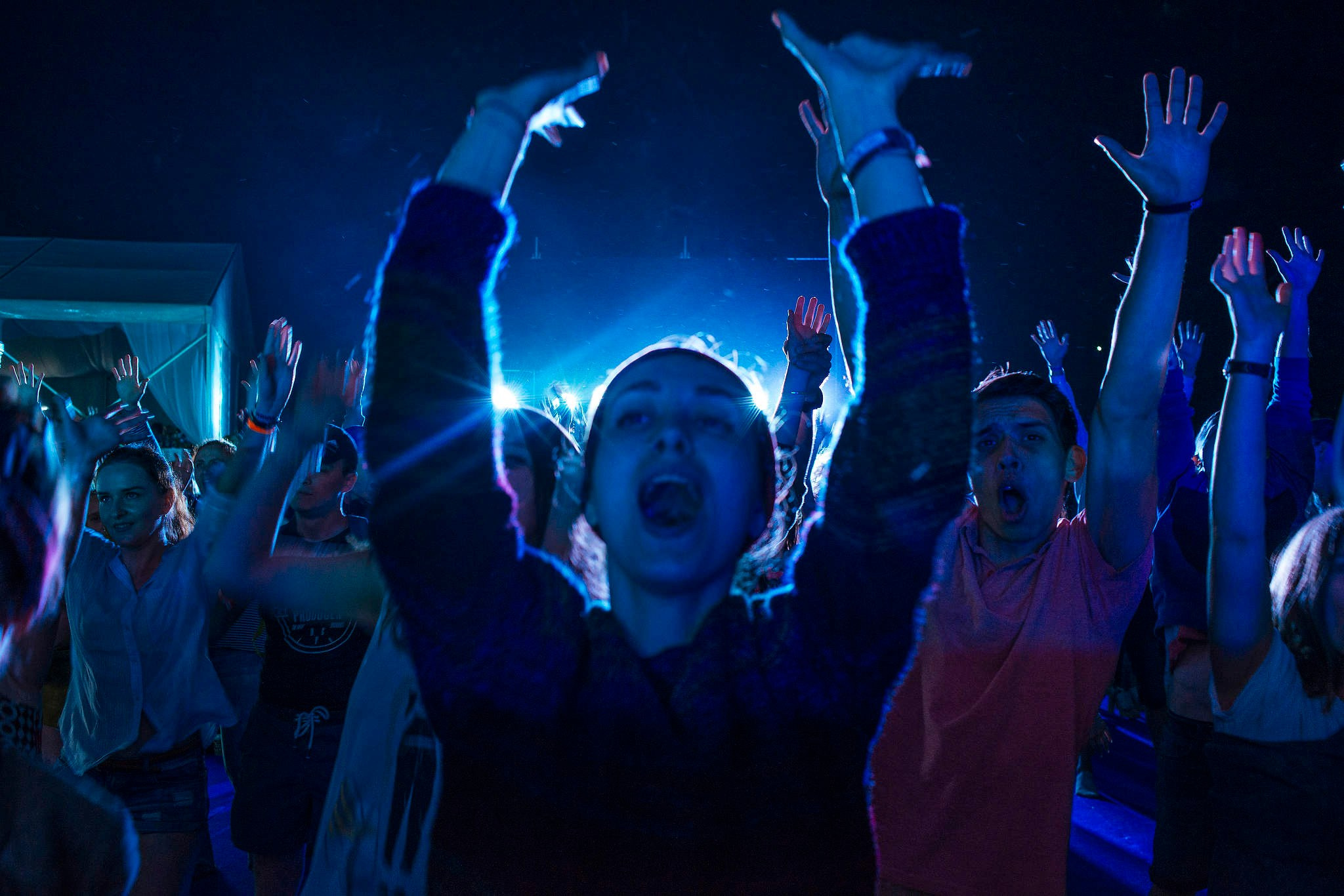 Музыкальный конкурс фестиваля Усадьба Jazz. Усадьба джаз в горах Красной Поляны. Фотограф в Сочи. Зрители на концерте