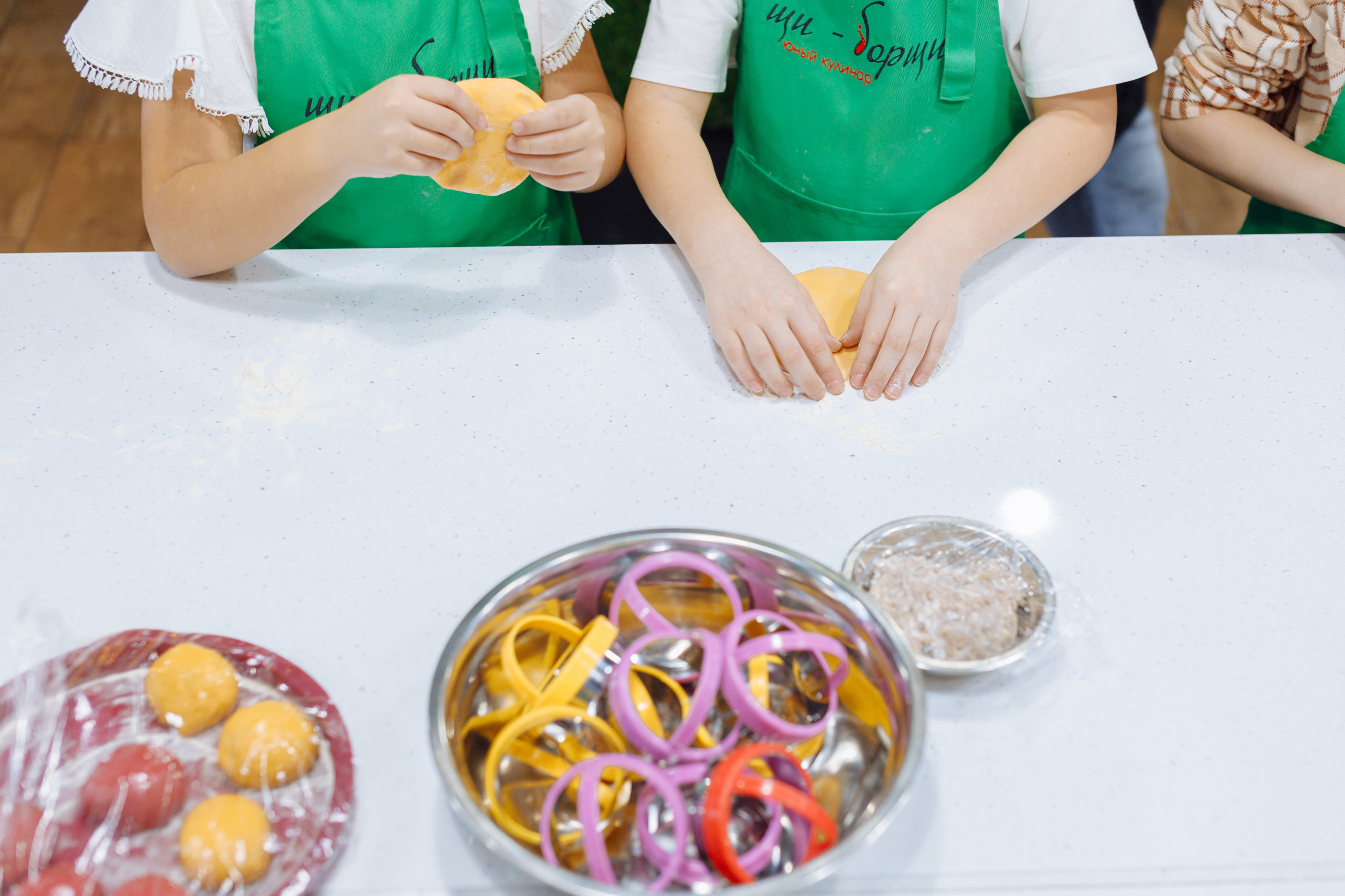 Внеклассное детское мероприятие. Фотограф, видеограф