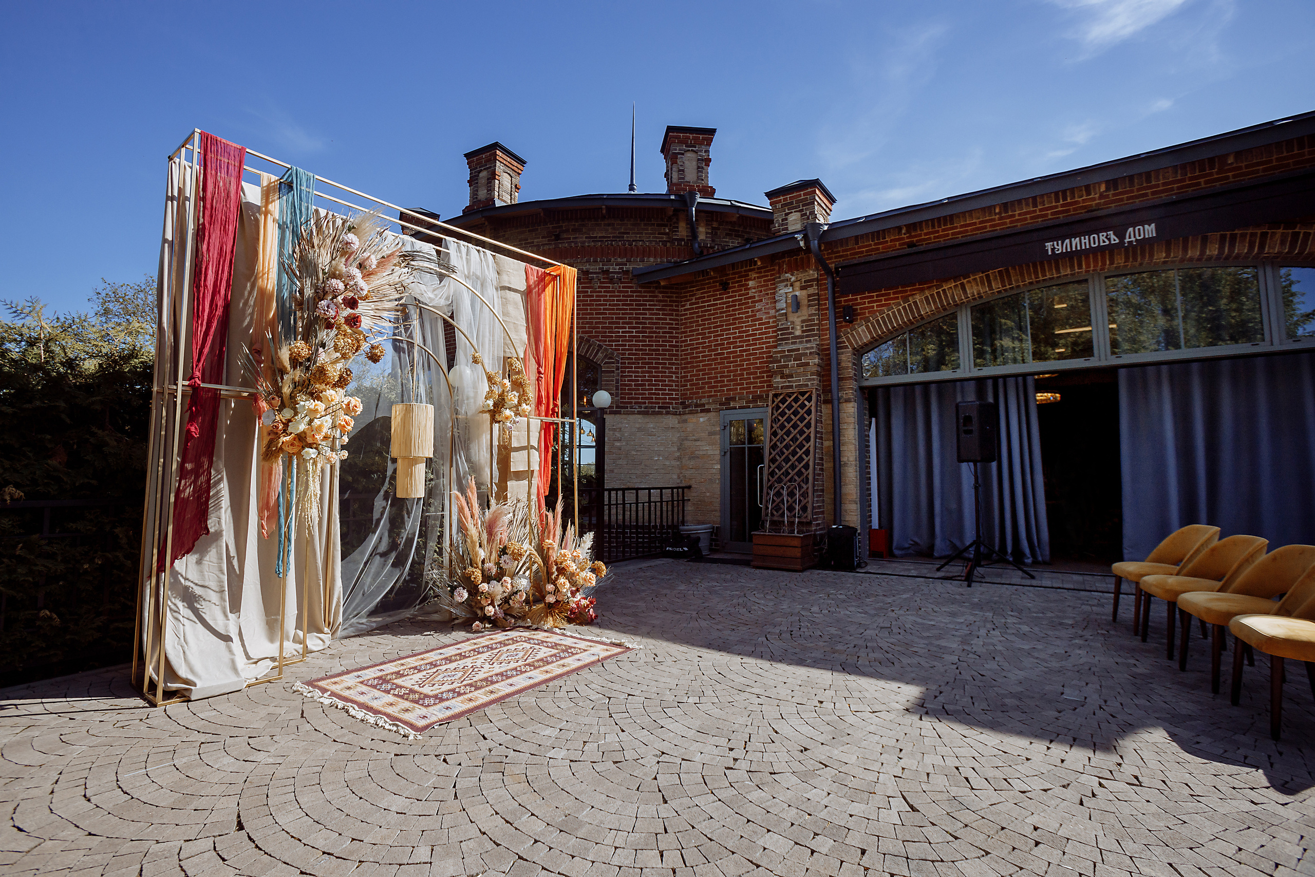 Работа декоратора. Фотограф, видеограф