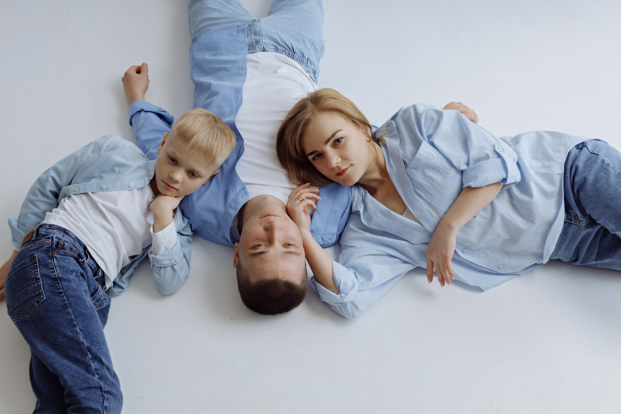 В студии. Фотограф, видеограф