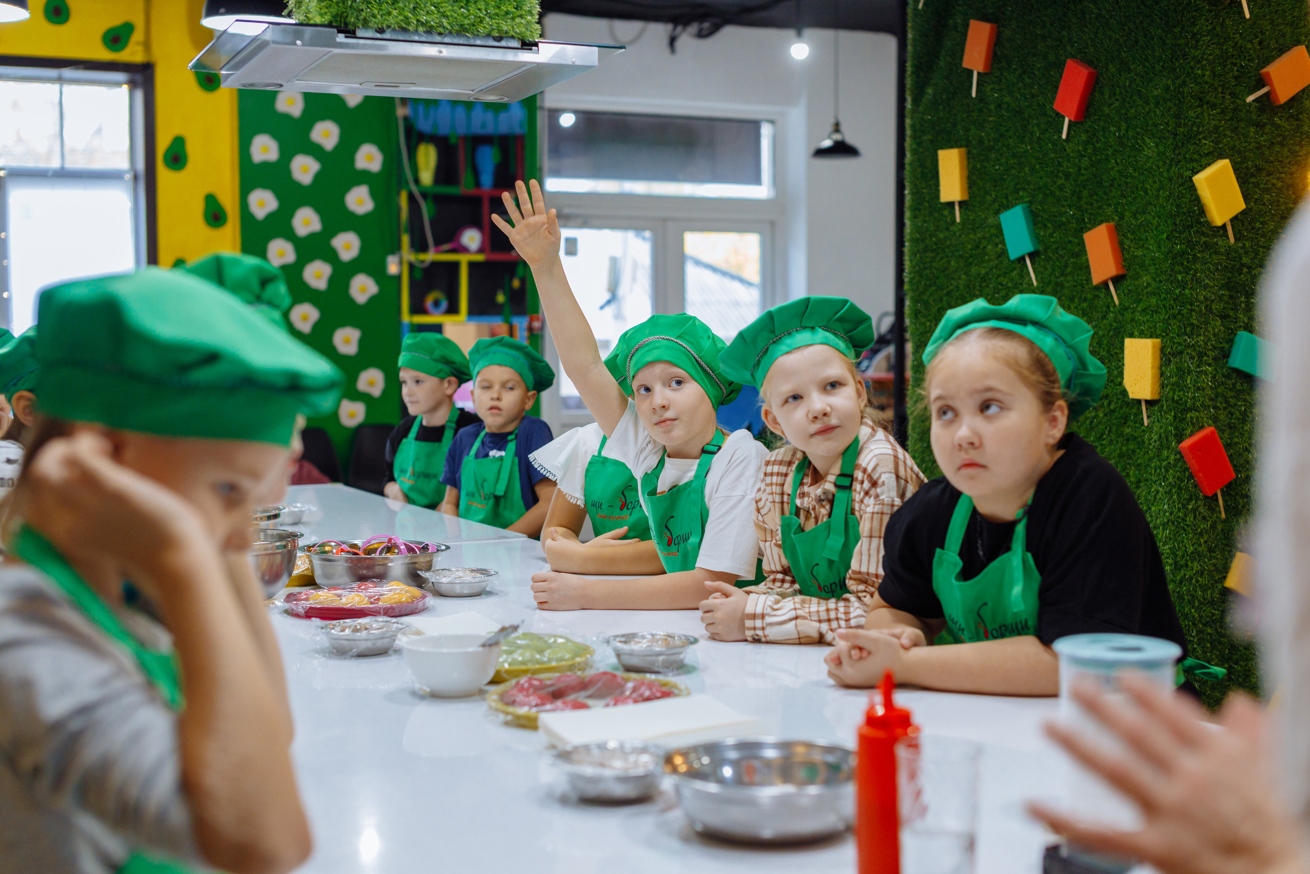 Внеклассное детское мероприятие. Фотограф, видеограф