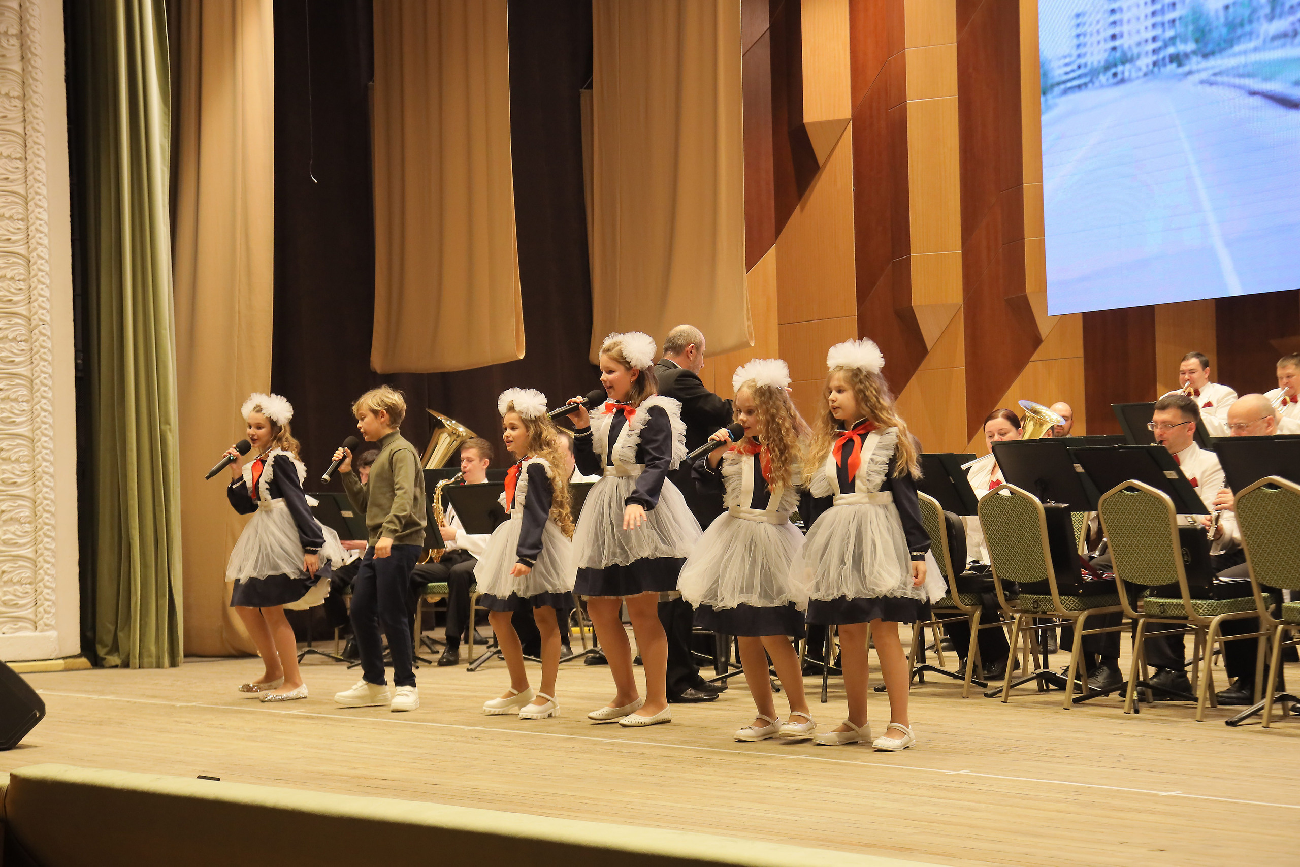 Отчётный концерт в филармонии. Фотограф, видеограф