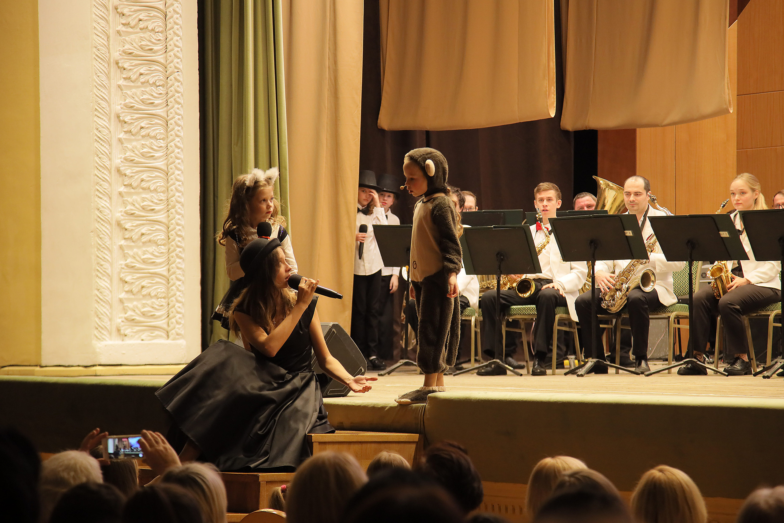 Отчётный концерт в филармонии. Фотограф, видеограф