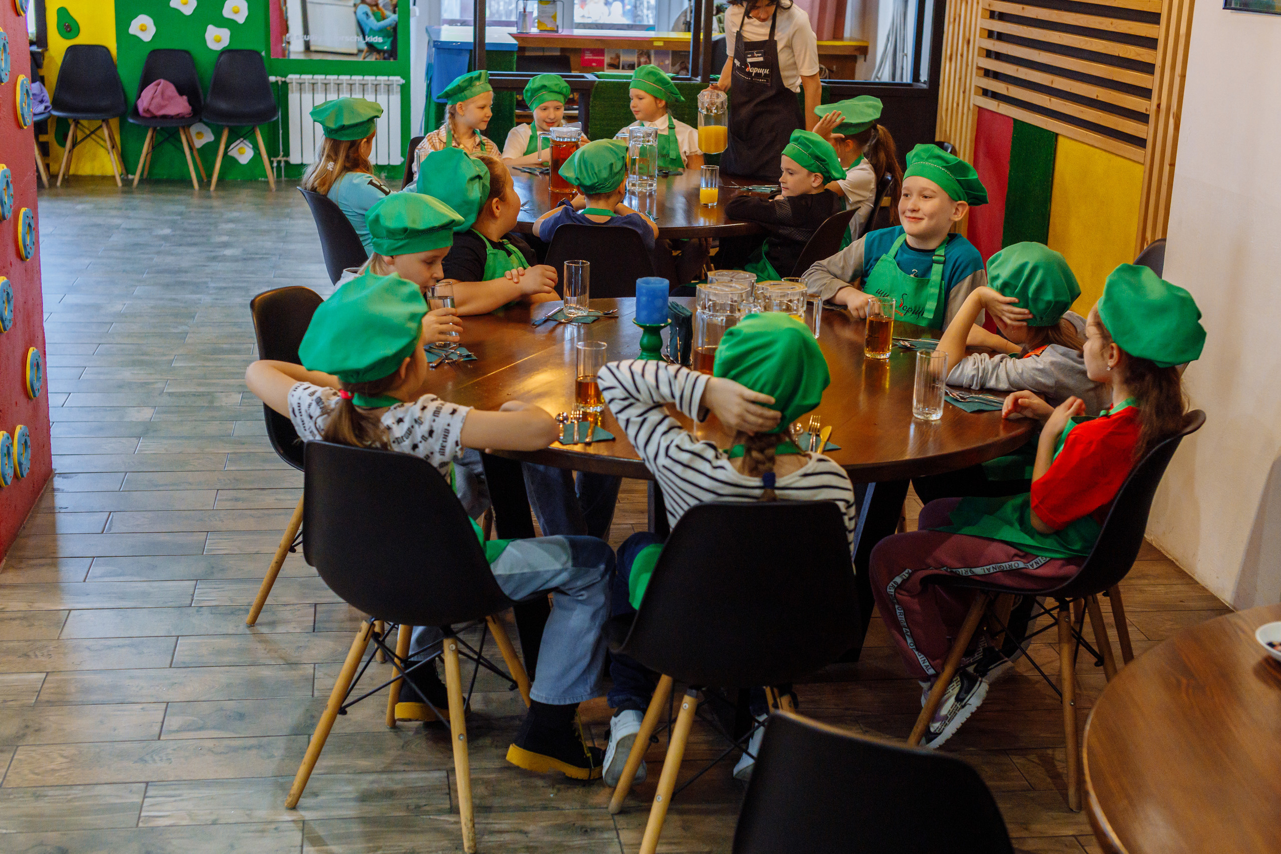 Внеклассное детское мероприятие. Фотограф, видеограф