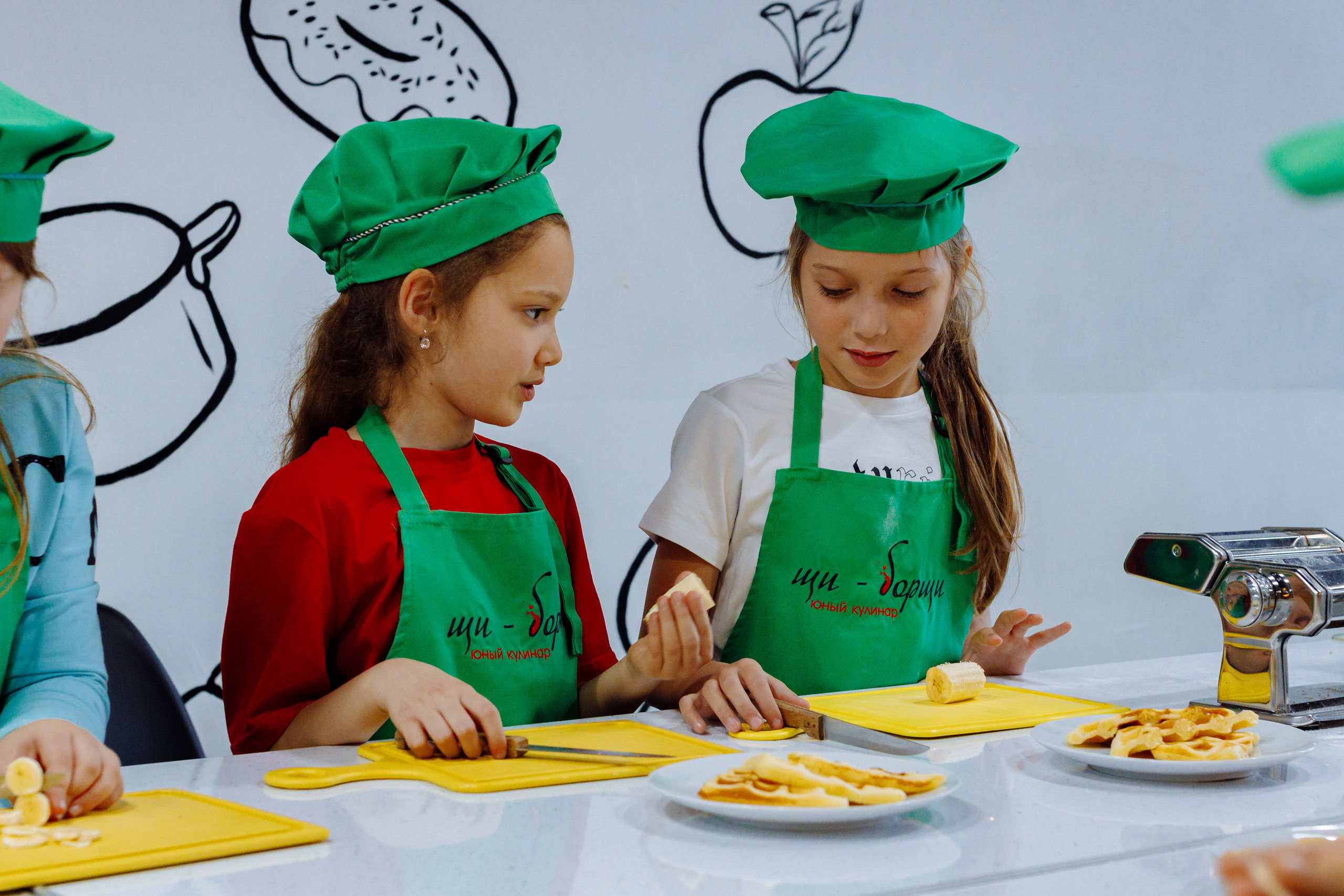 Внеклассное детское мероприятие. Фотограф, видеограф