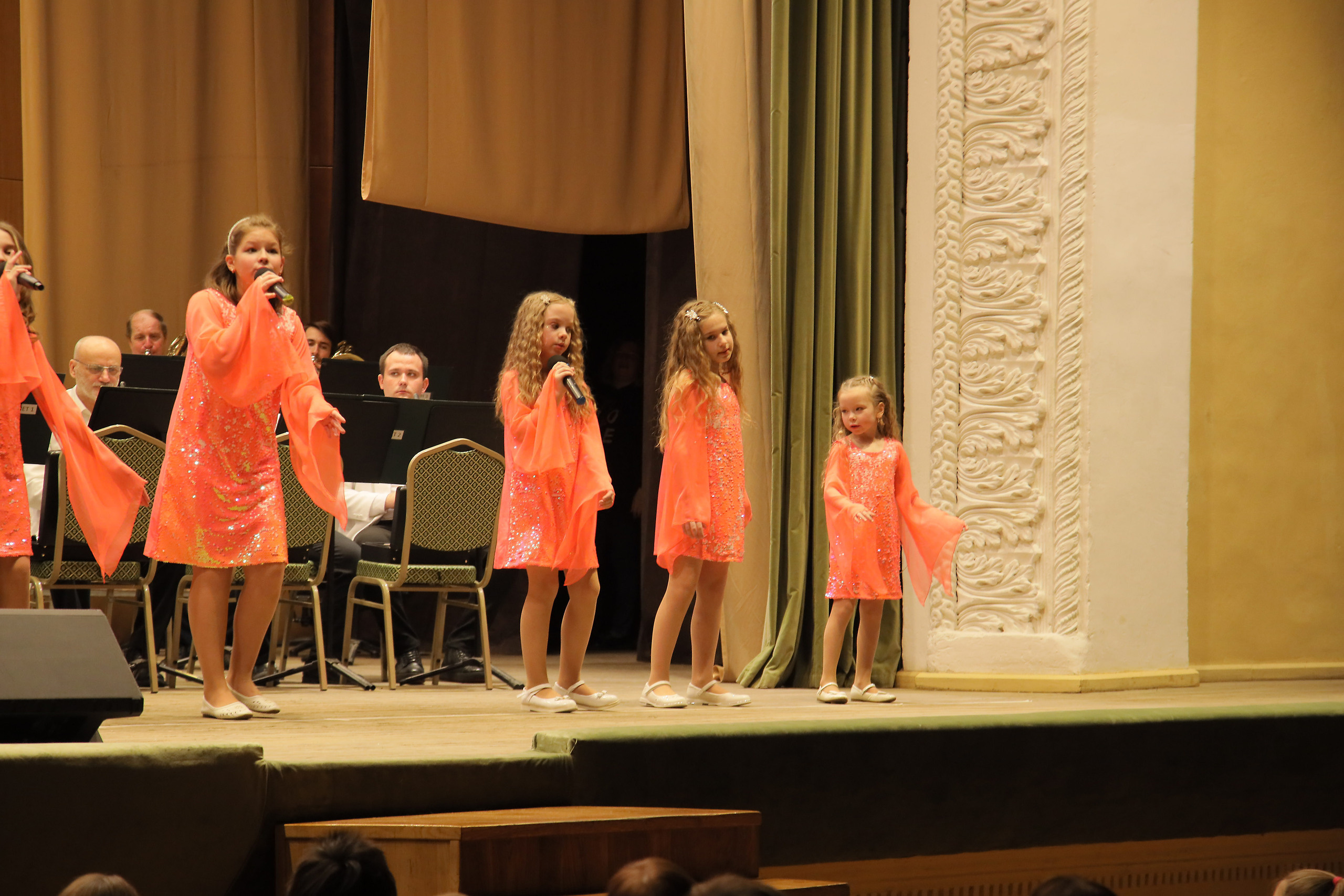 Отчётный концерт в филармонии. Фотограф, видеограф