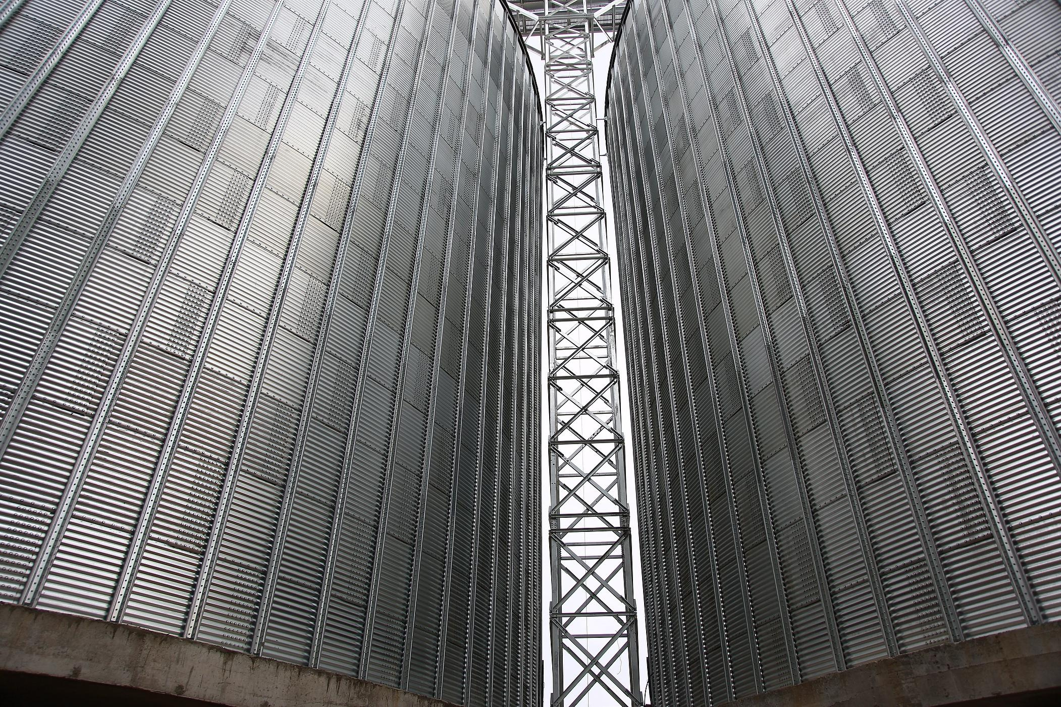 ROMAX изготовление конструкций и оборудования для зернохранилищ. Фотограф, видеограф