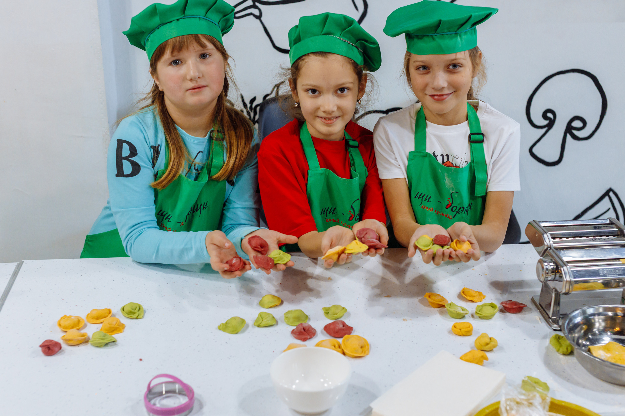 Внеклассное детское мероприятие. Фотограф, видеограф