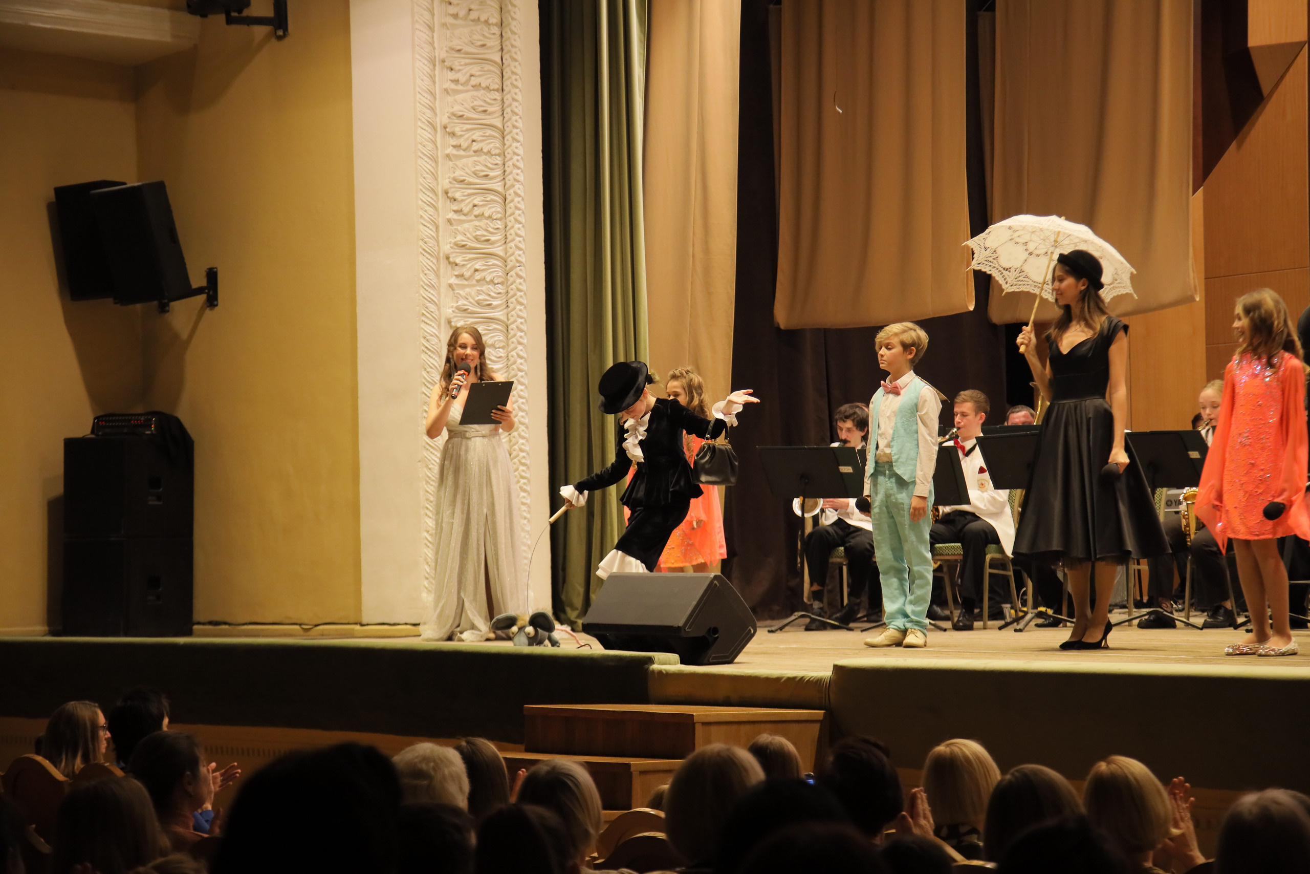 Отчётный концерт в филармонии. Фотограф, видеограф