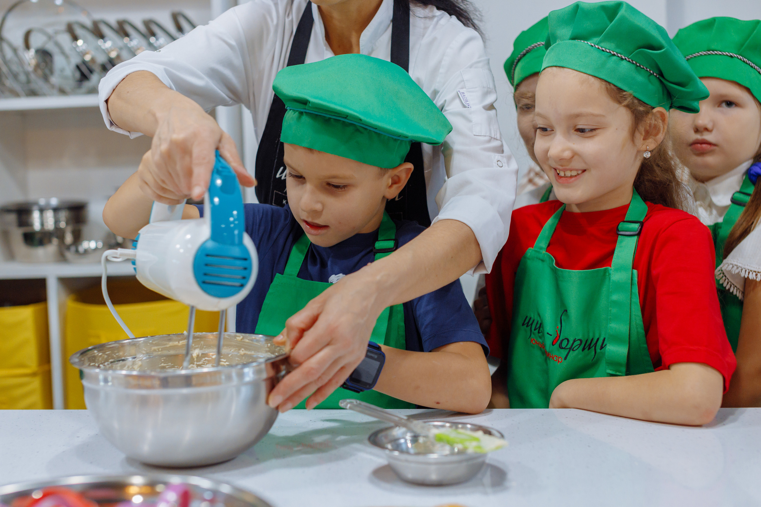 Внеклассное детское мероприятие. Фотограф, видеограф