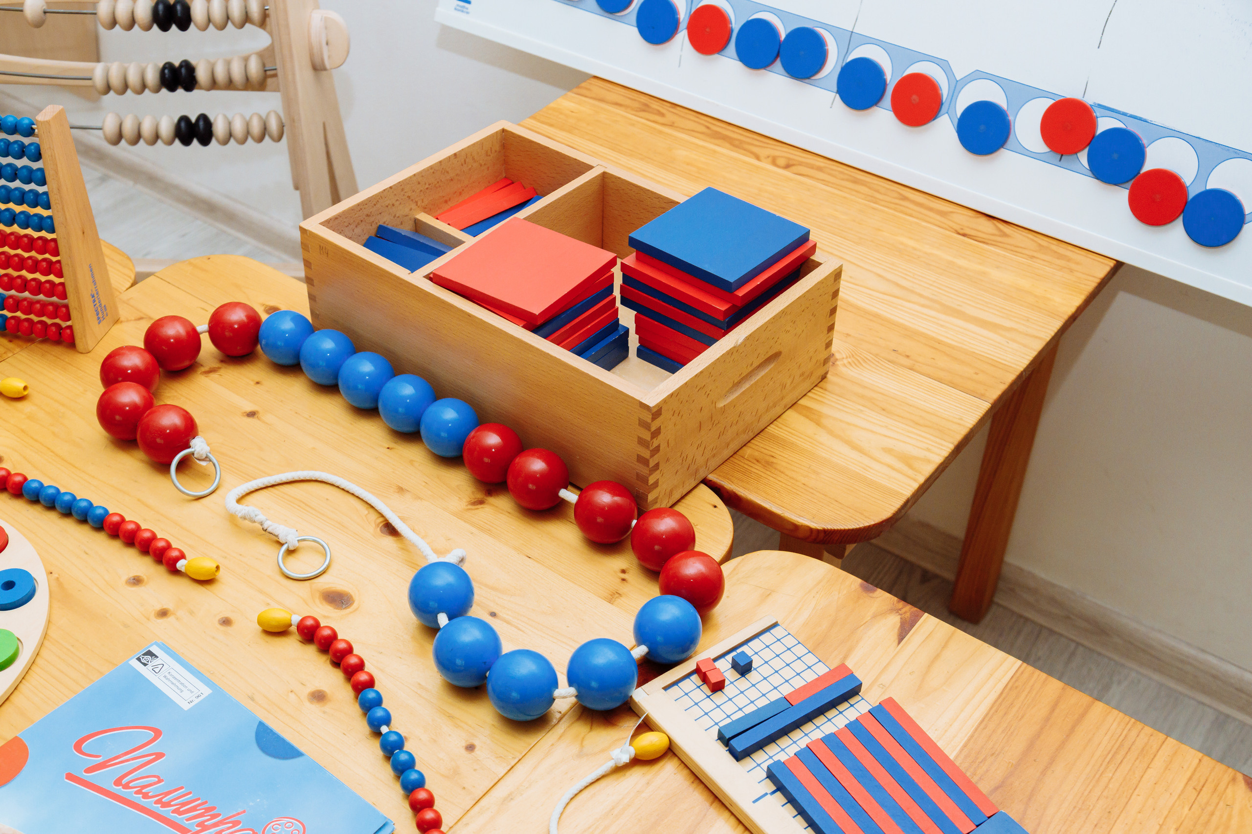 Детский обучающий центр. Фотограф, видеограф