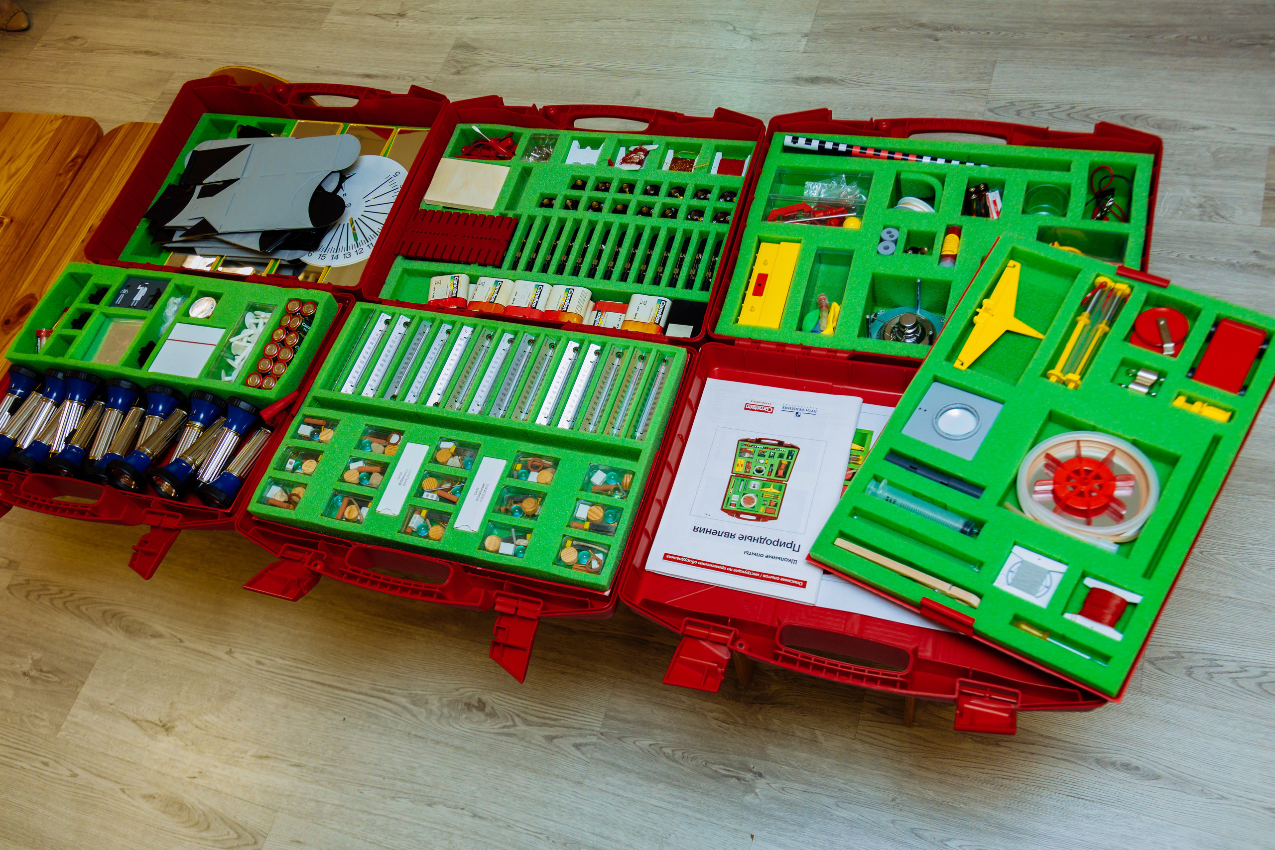 Детский обучающий центр. Фотограф, видеограф