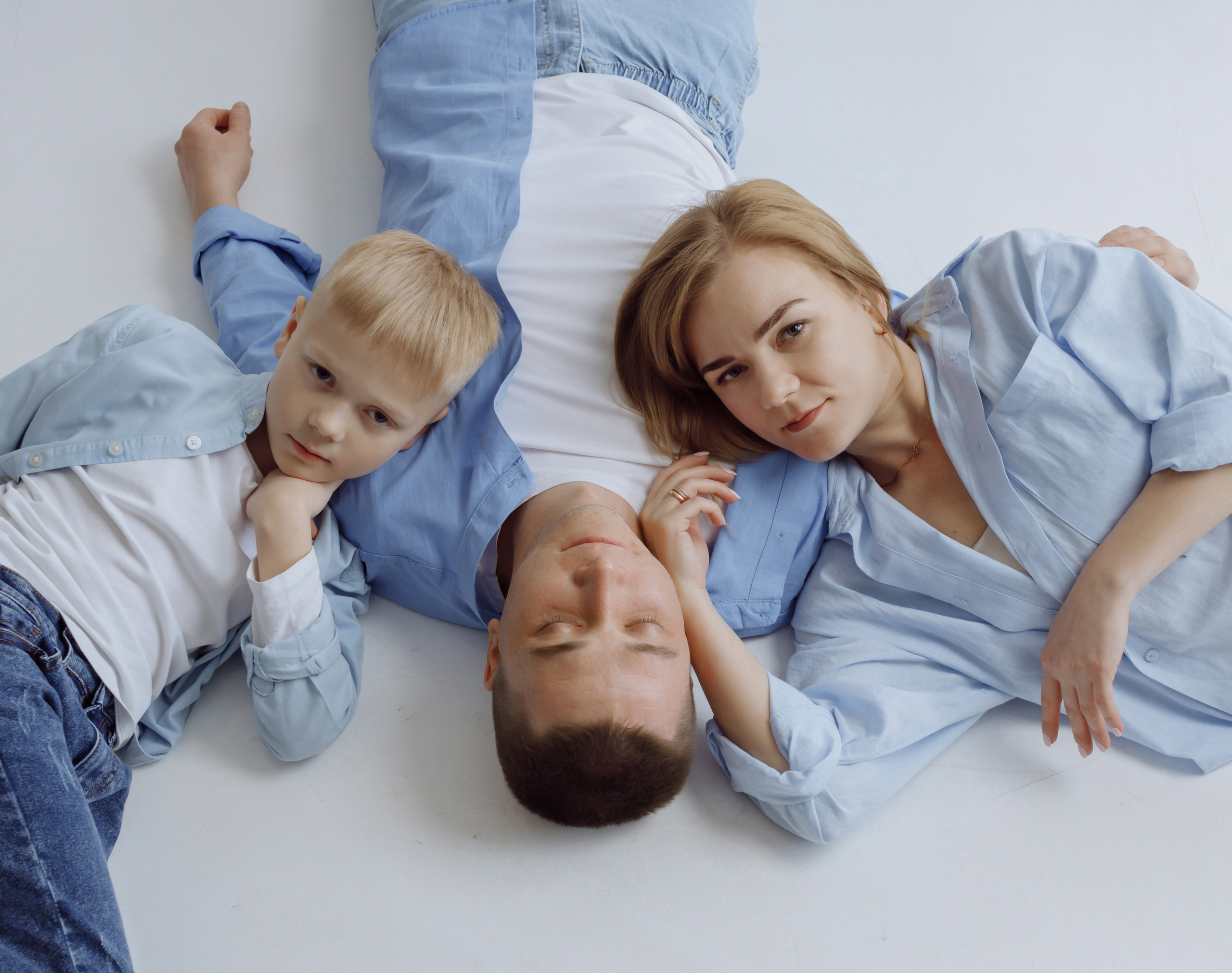 В студии. Фотограф, видеограф